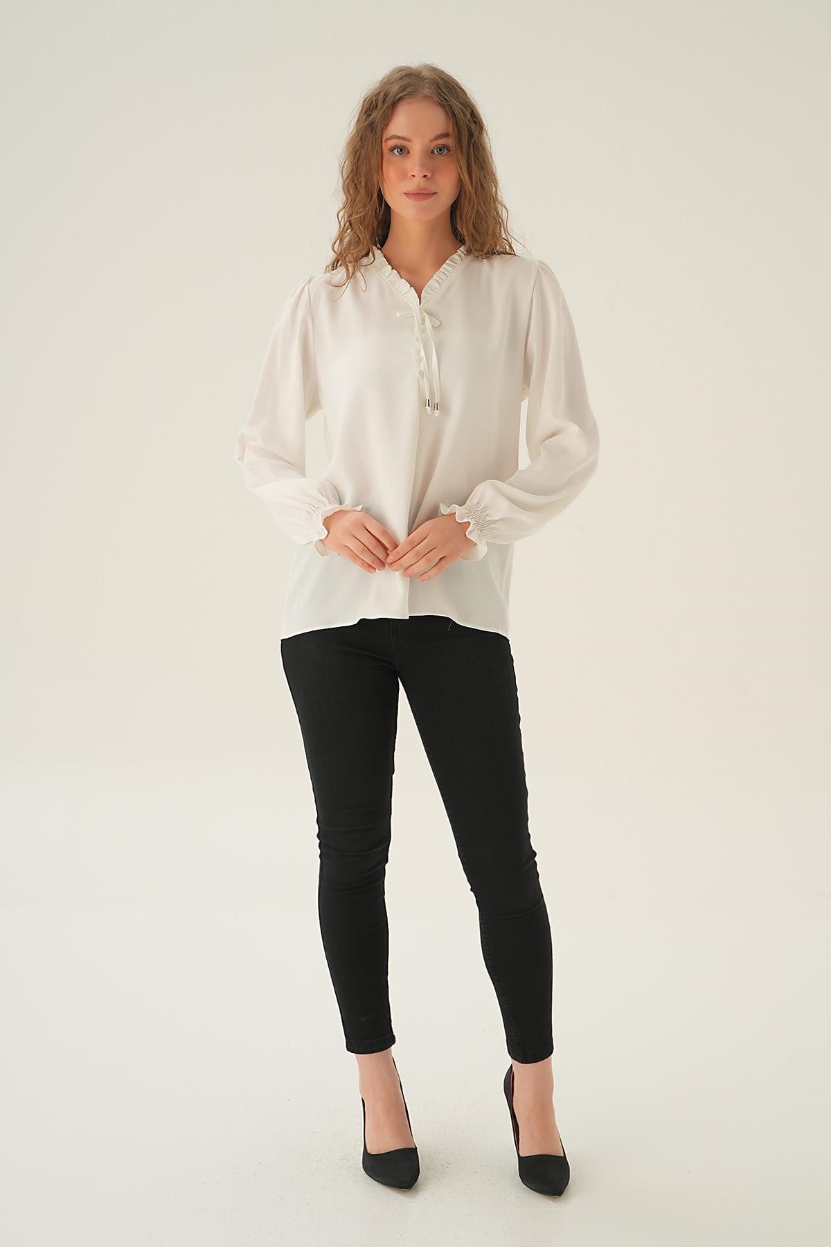 Krem Yaka Bağlamalı Bluz 25541