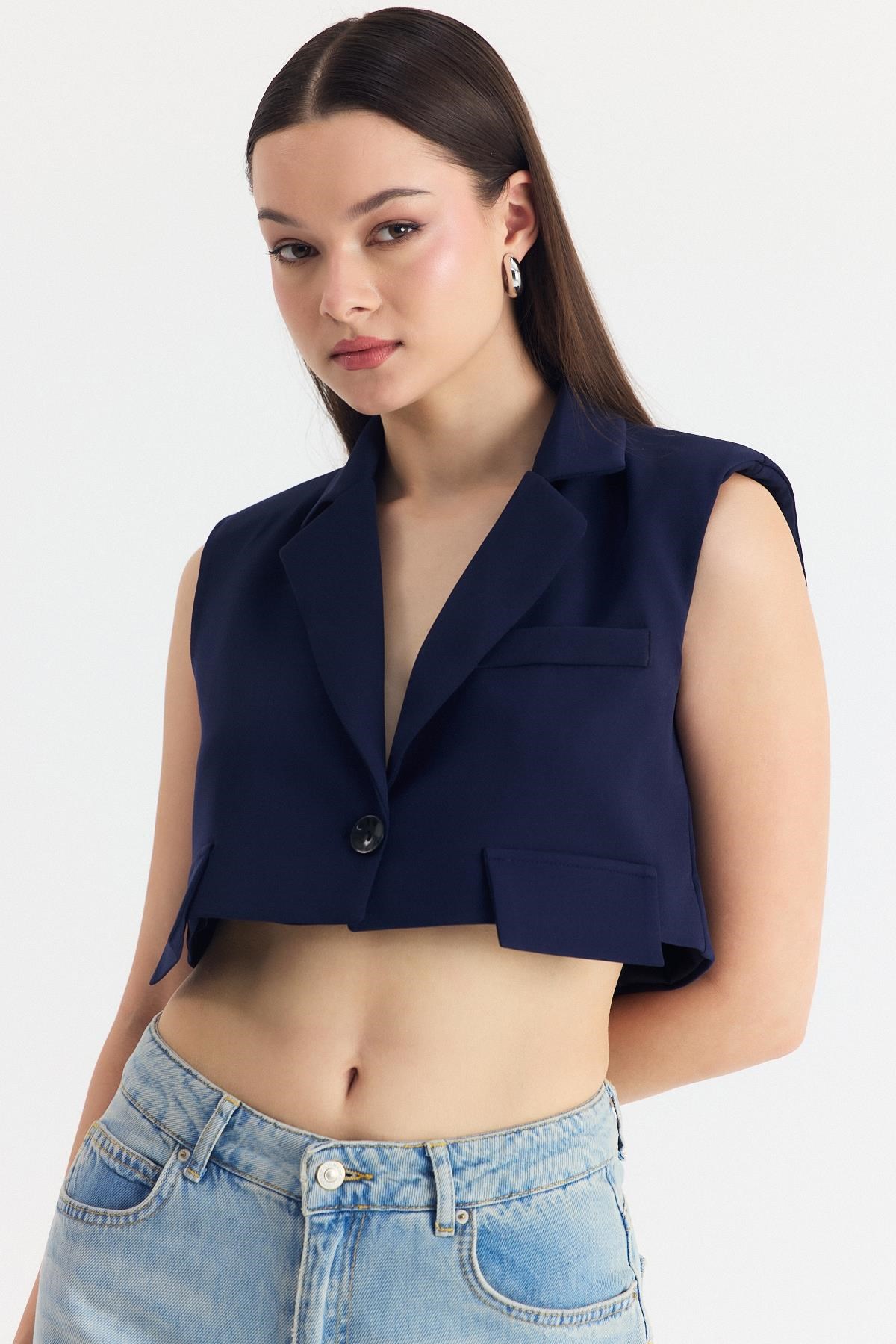 Laci Crop Vatkalı Tek Düğme Cep Detay Yelek 6929