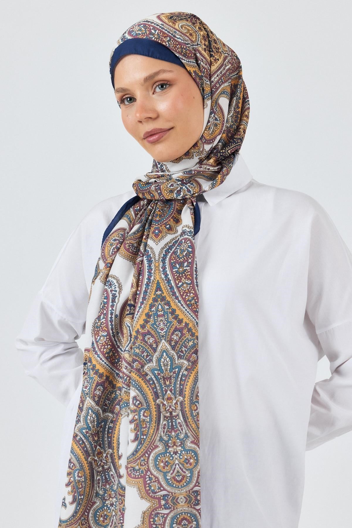 Laci Retro Desenli Şal 4002