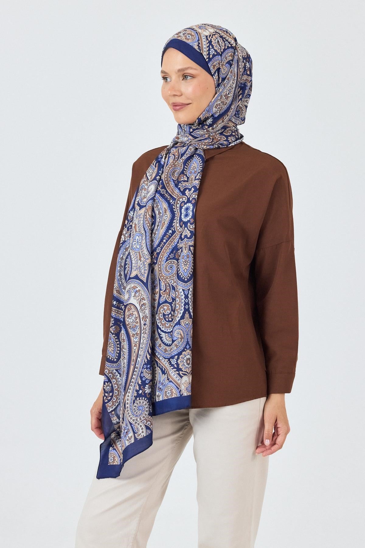 Laci Retro Desenli Şal 4004