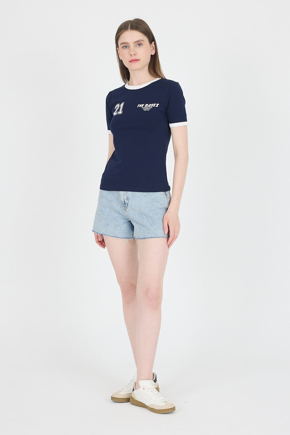 Laci Ribanalı Yazı Baskılı Slim Fit Tişört 5981