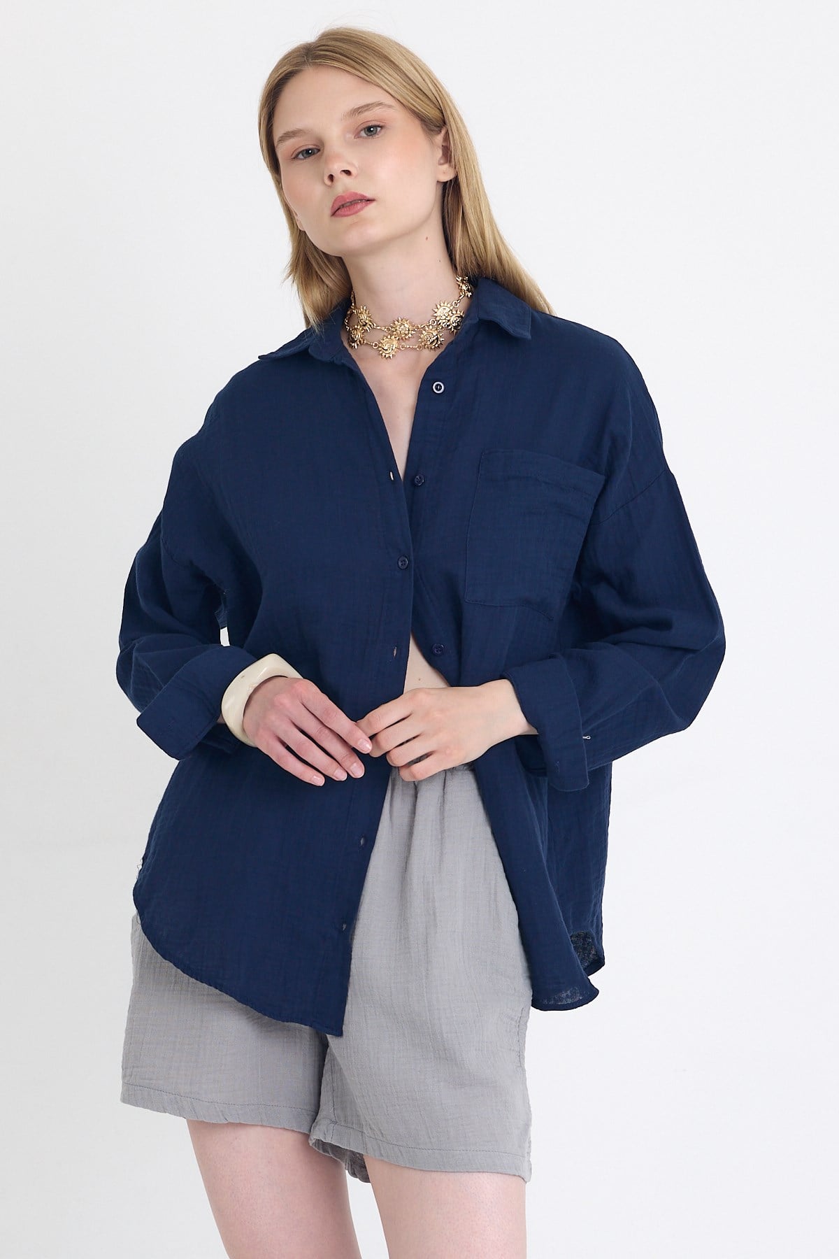 Laci Tek Cepli %100 Pamuk Oversize Müslin Gömlek 4697A