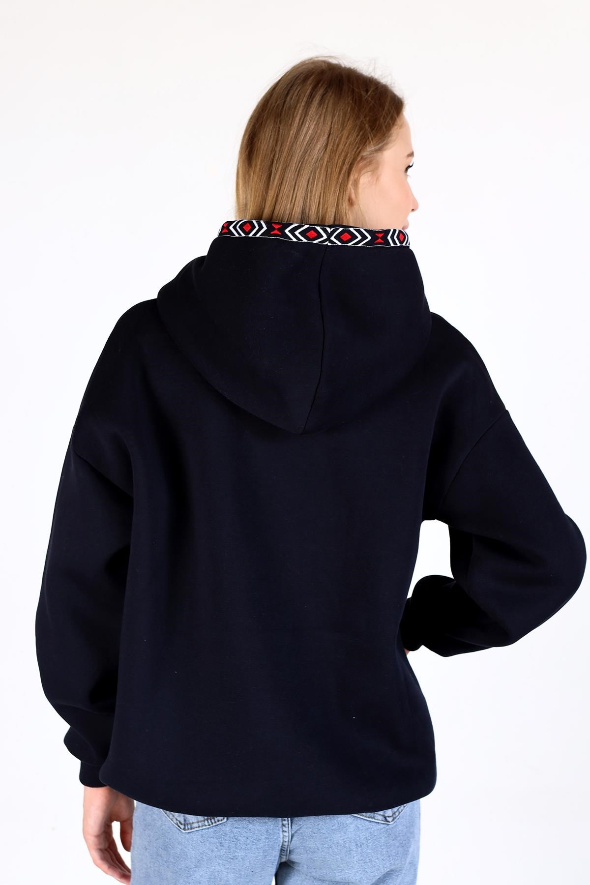 Laci Yaka Cep Nakışlı Kapüşonlu Sweat 9141M