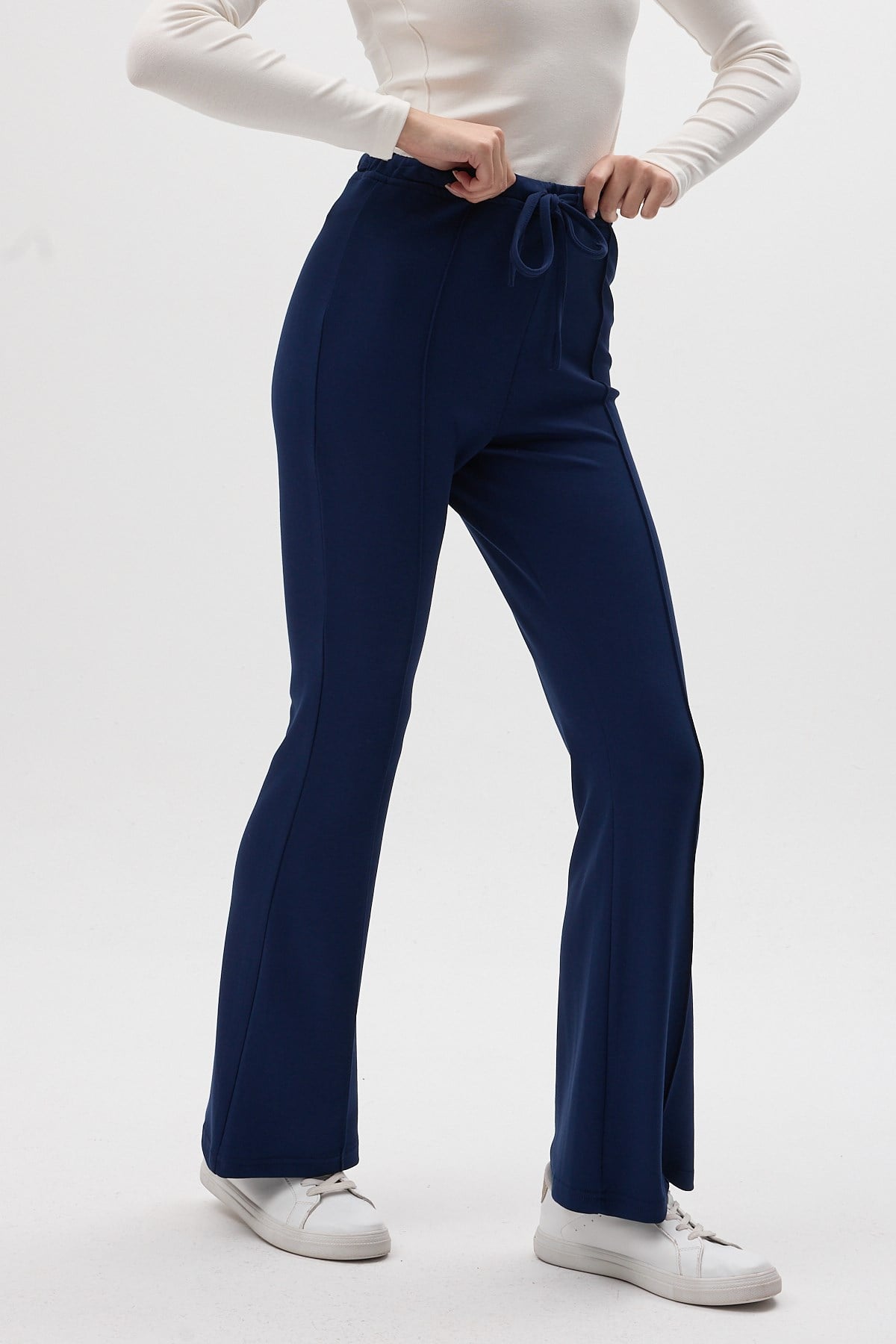 Lacivert Geniş Paça Beli Bağcıklı Kadın Pantolon 8246A