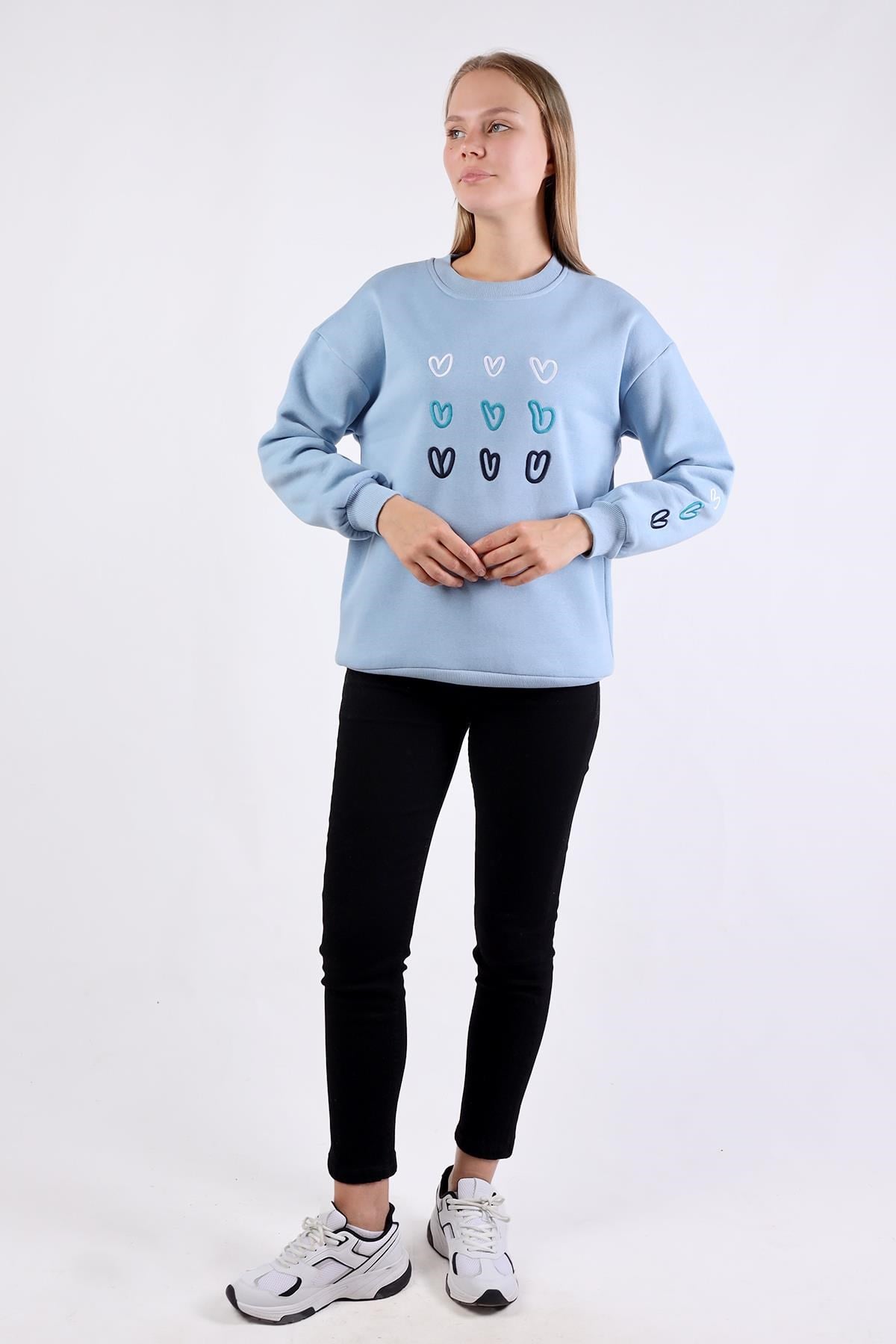Mavi Bisiklet Yaka Kalp Nakışlı Sweat 9175M