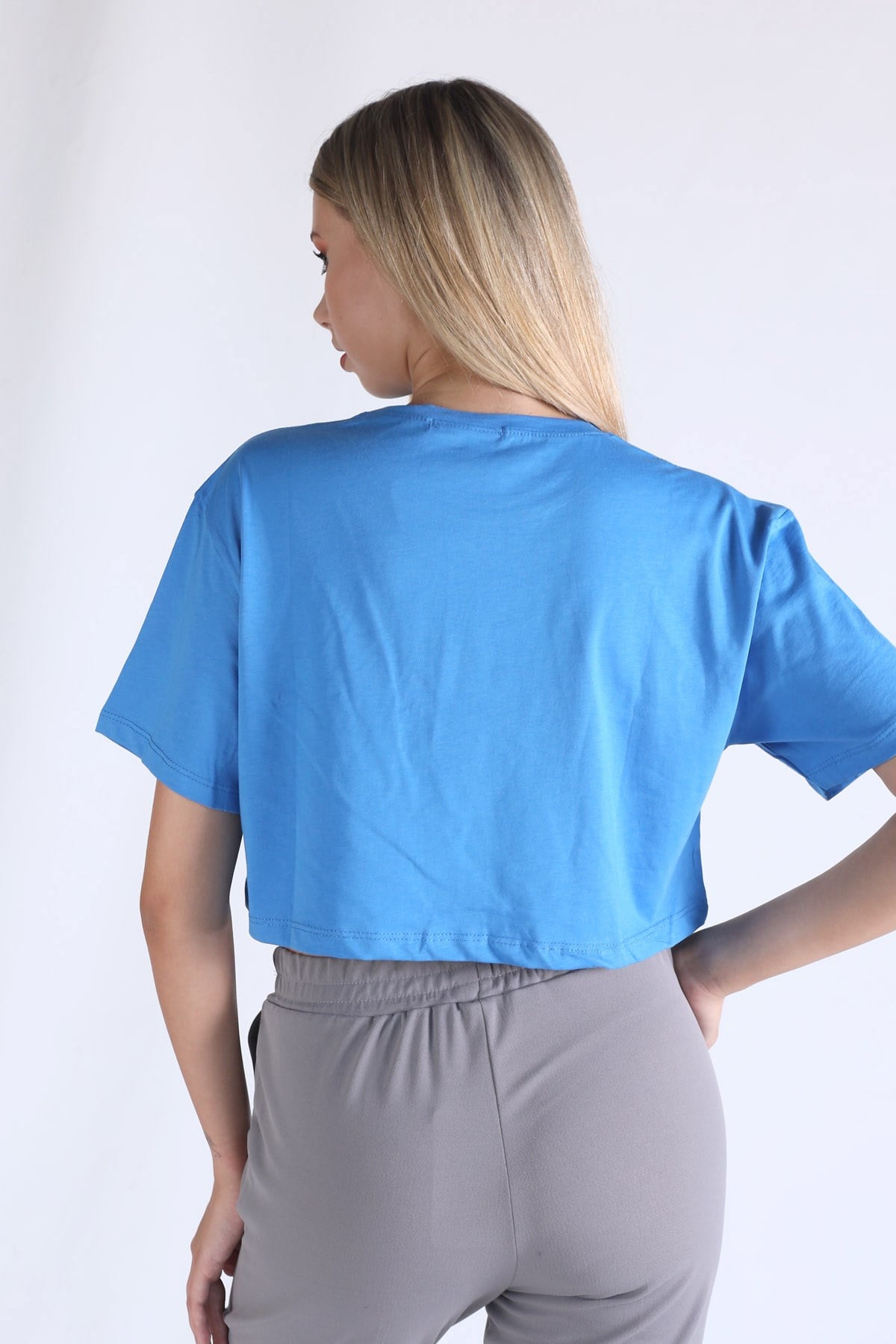 Mavi Caramel Baskı Crop Tişört 5164
