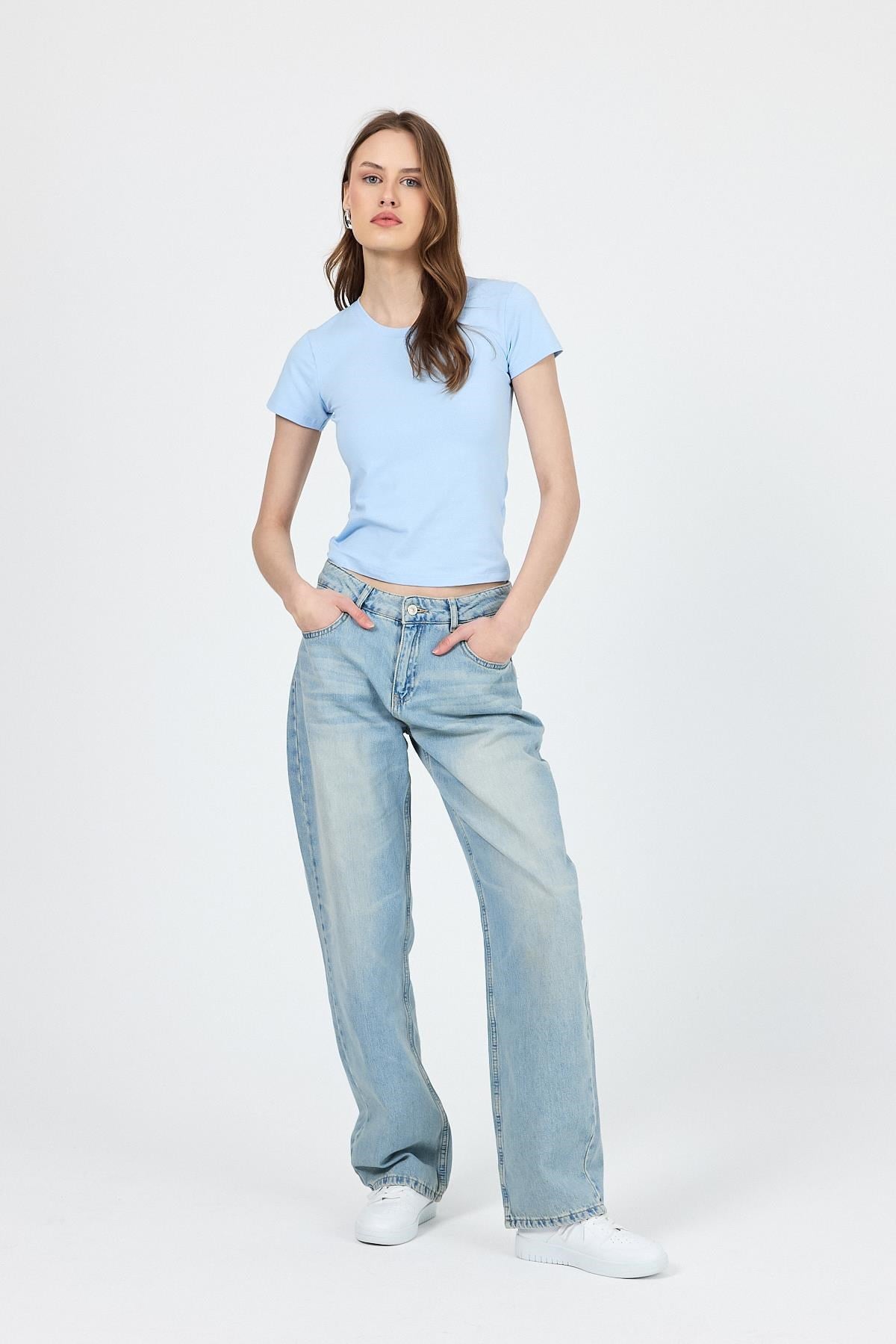 Mavi Slim Fit Bisiklet Yaka Kısa Kollu Tişört 2214