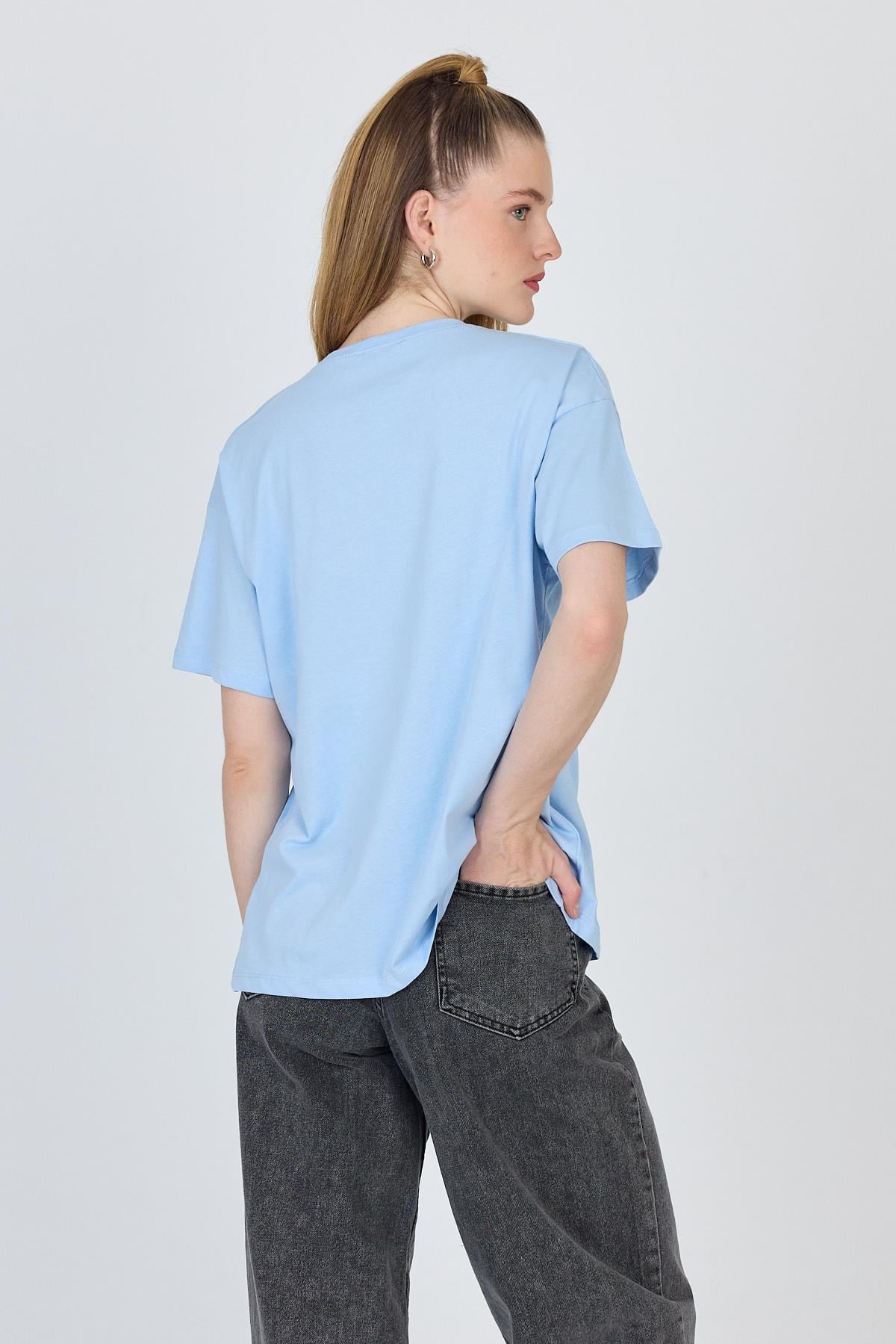Mavi Yazı Baskılı %100 Pamuk Oversize Tişört 2150-5M