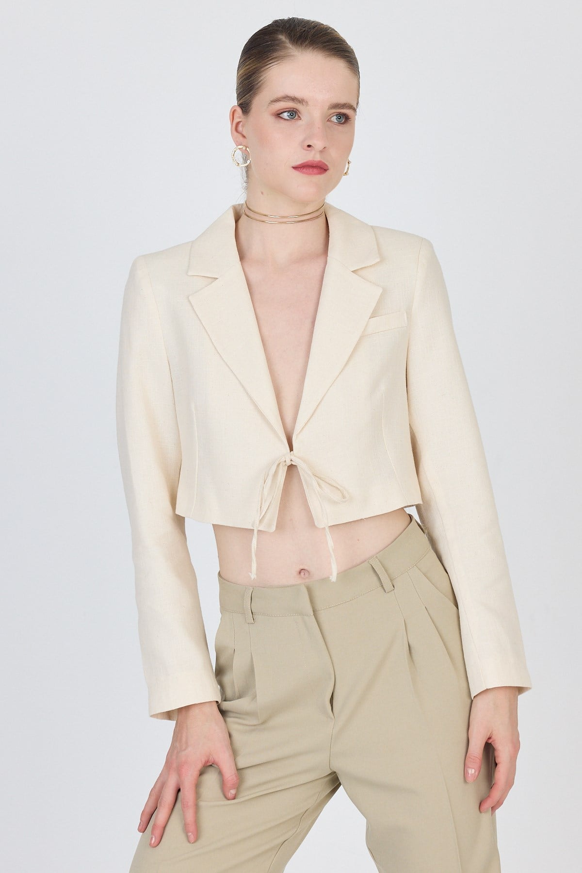 Natural Keten Görünümlü %100 Pamuk Bağlama Detaylı Crop Blazer Ceket 7070