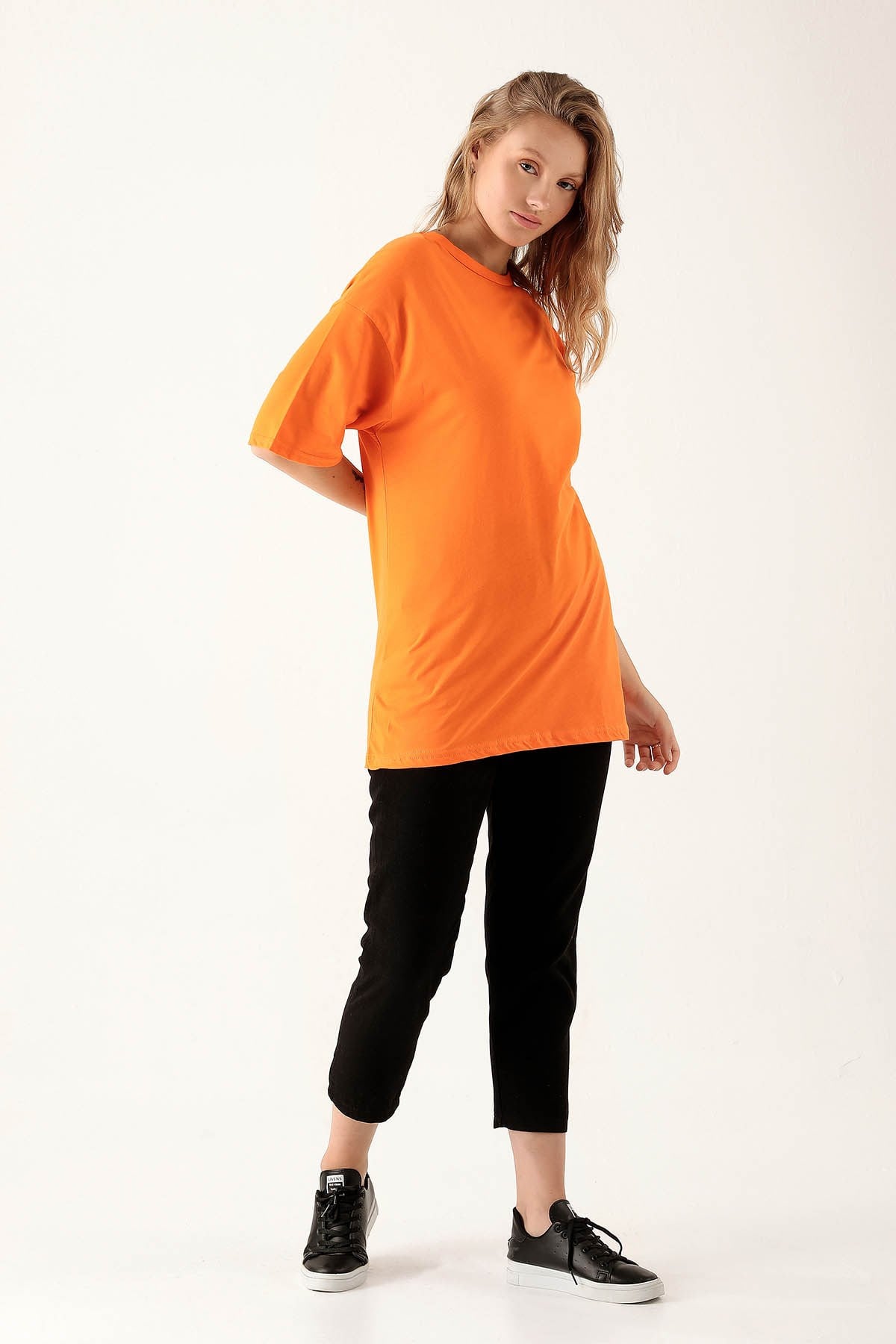 Orange Bisiklet Yaka Oversize Tişört 9001M