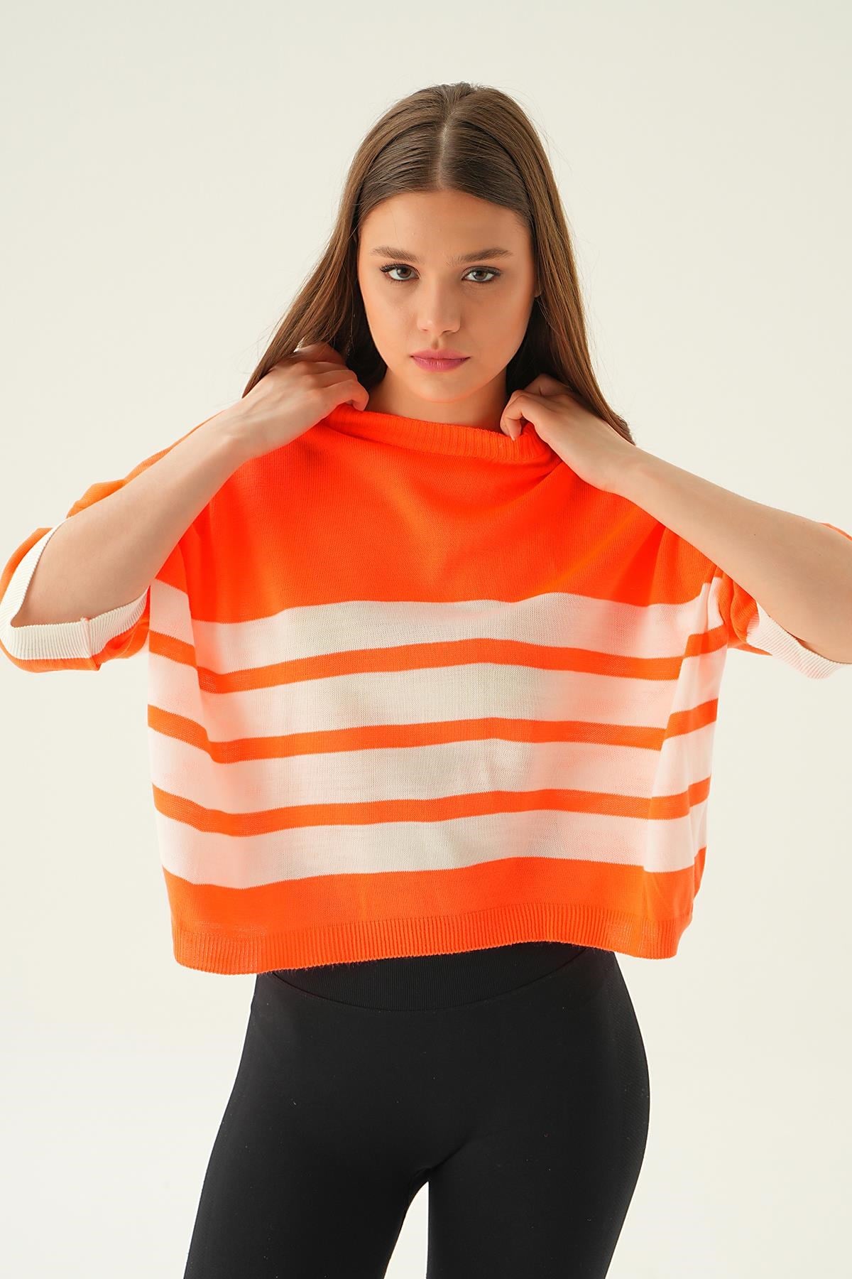 Orange Çizgi Detay Oversize Tişört 1454