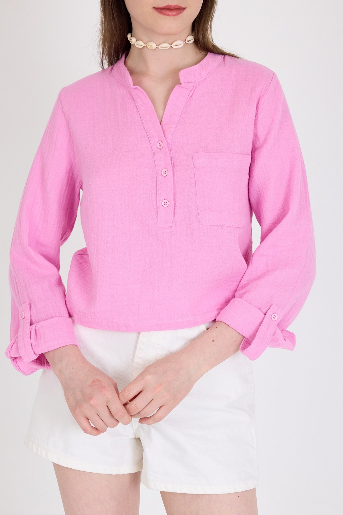 Pembe %100 Pamuk Keten Görünümlü Hakim Yaka Crop Gömlek 4702A