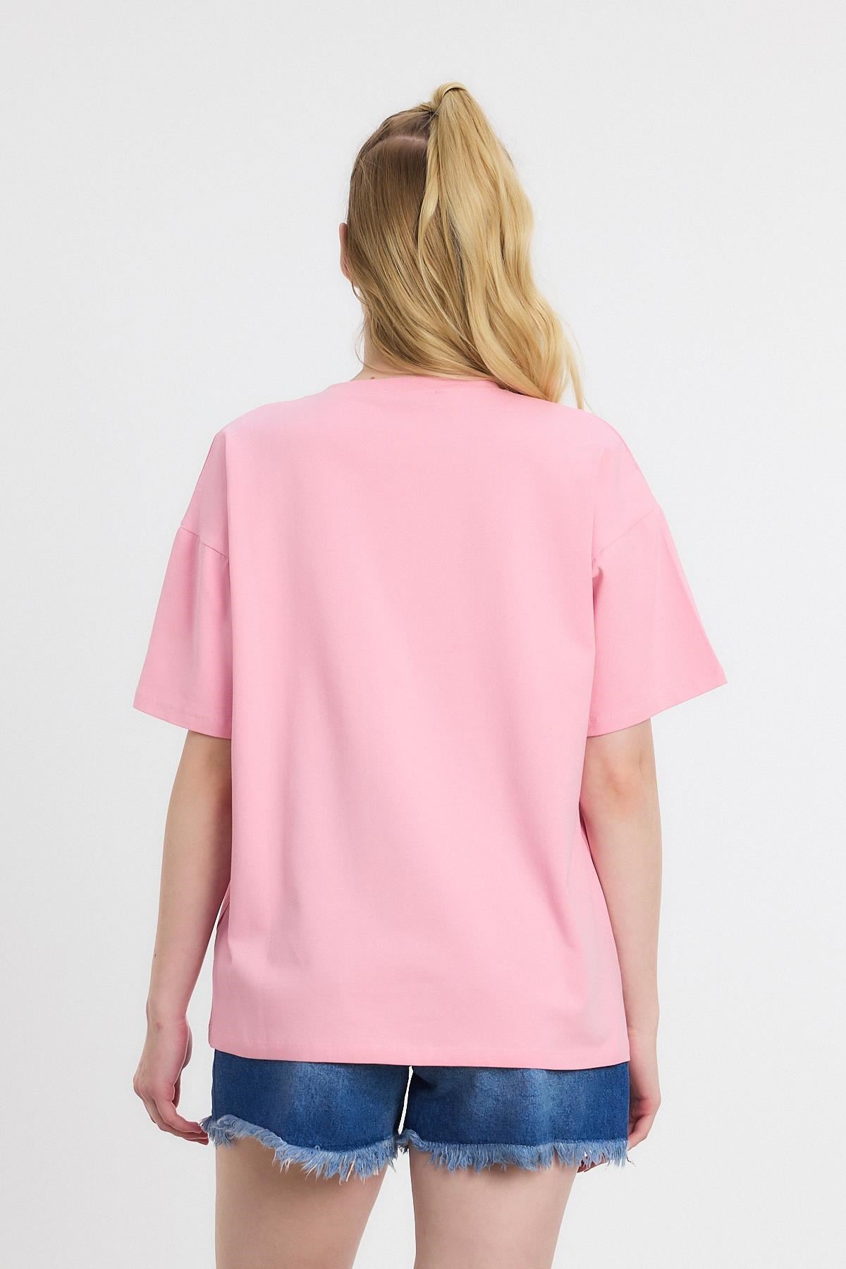 Pembe Çiçek Nakışlı Tişört 2150-21M