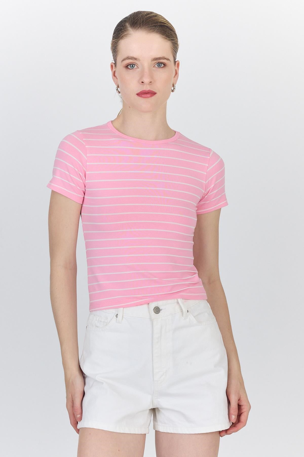 Pembe Çizgili Pamuklu Crop Tişört 4014