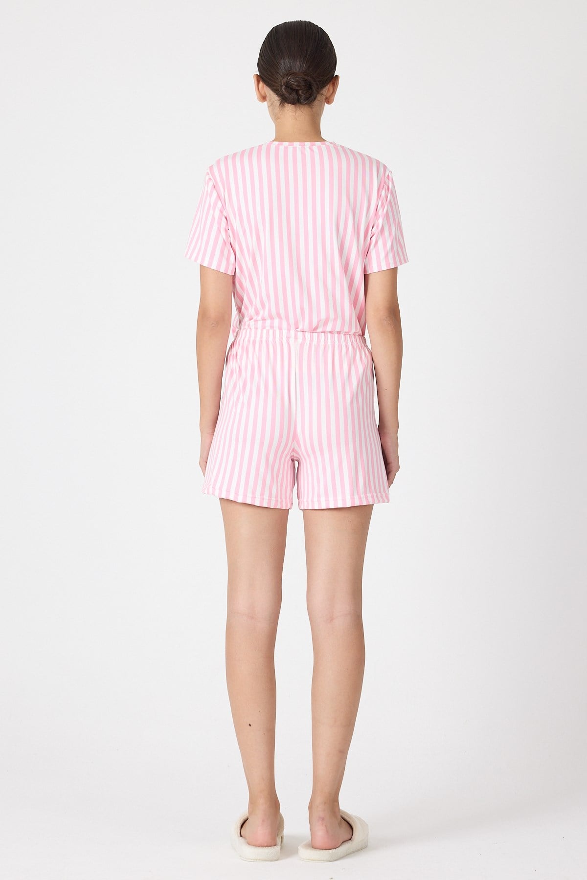 Pembe Çizgili Şortlu Pijama Takımı 3411