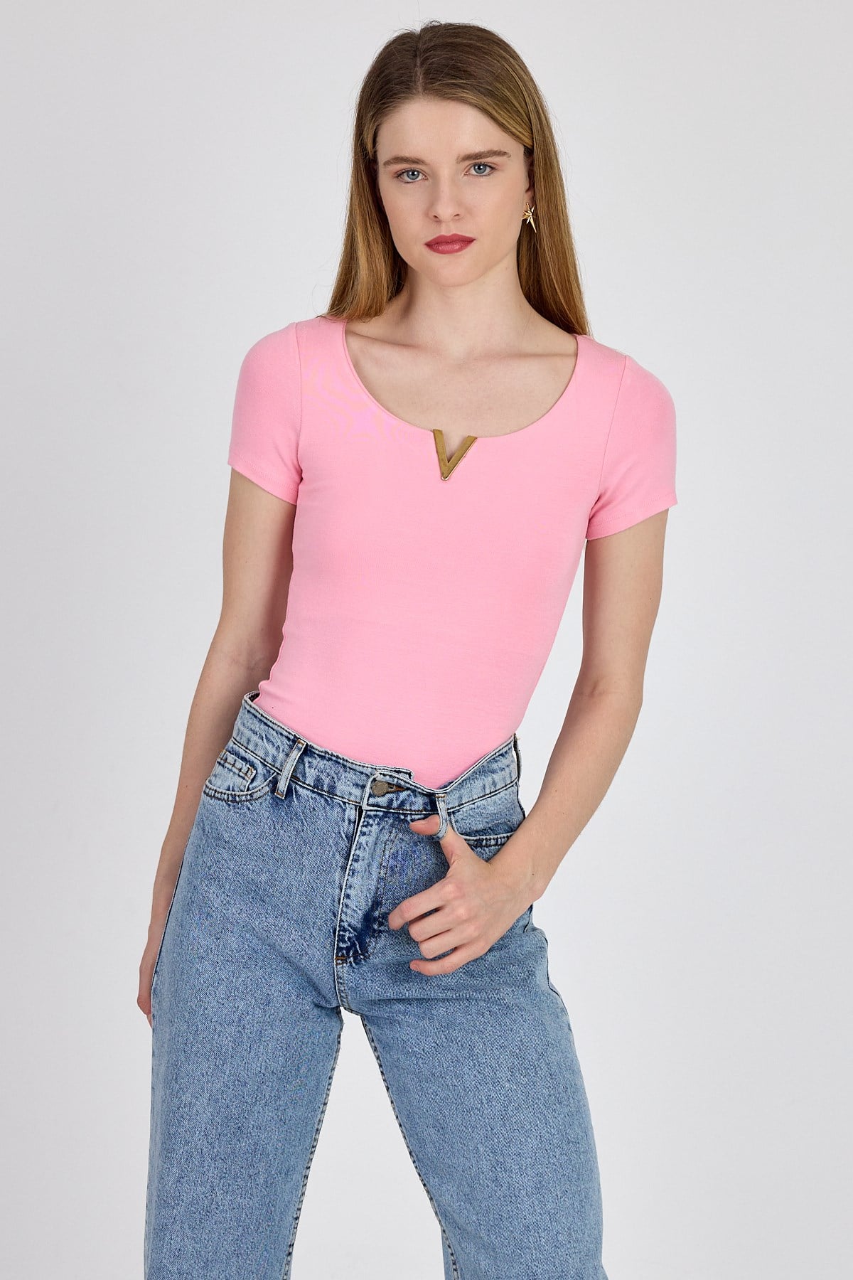 Pembe Gold Aksesuar Detaylı Viskoz/Yumuşak Kumaş Tişört 1460
