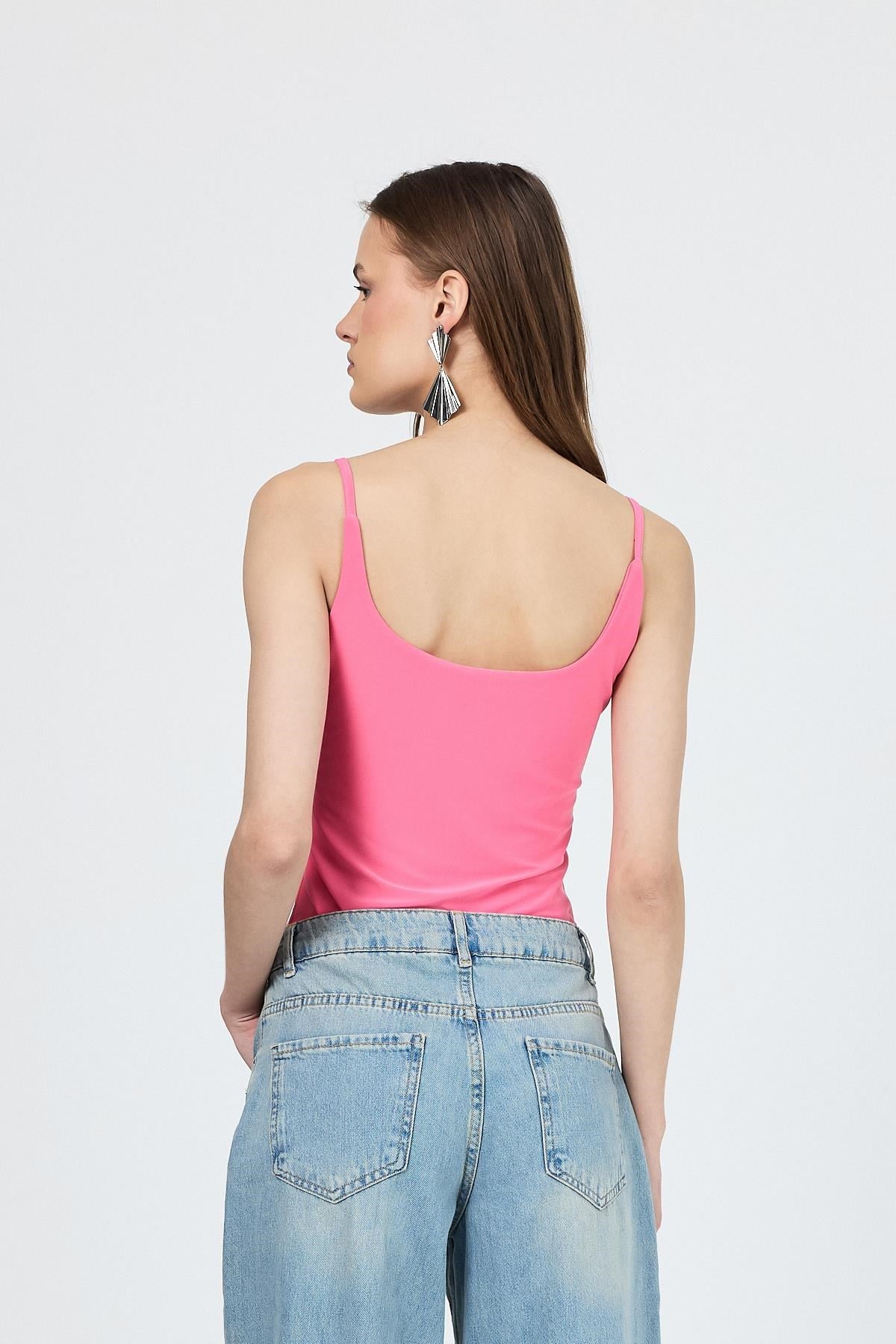 Pembe İnce Askılı Çıtçıtlı Bodysuit 13255