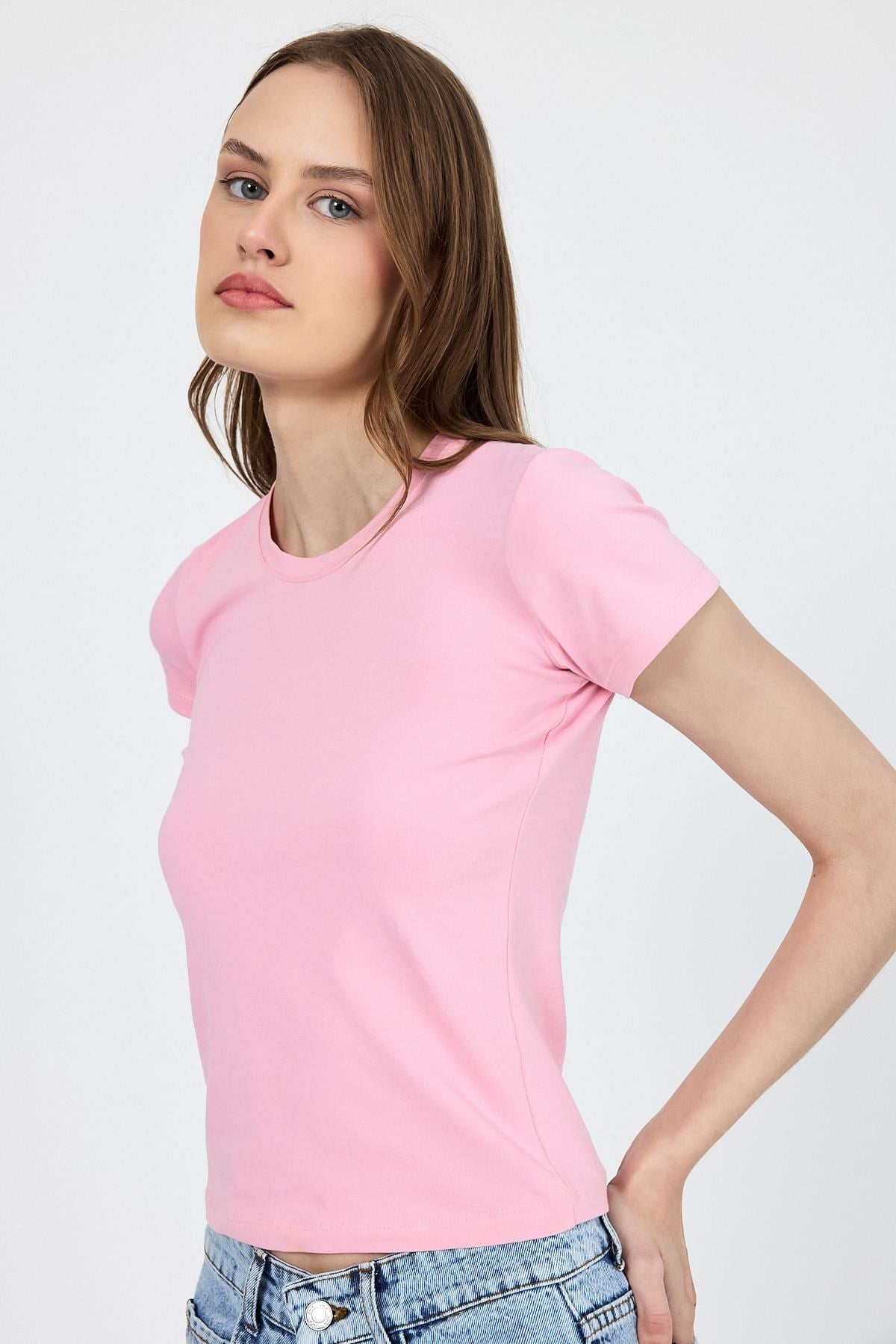 Pembe Slim Fit Bisiklet Yaka Kısa Kollu Tişört 2214