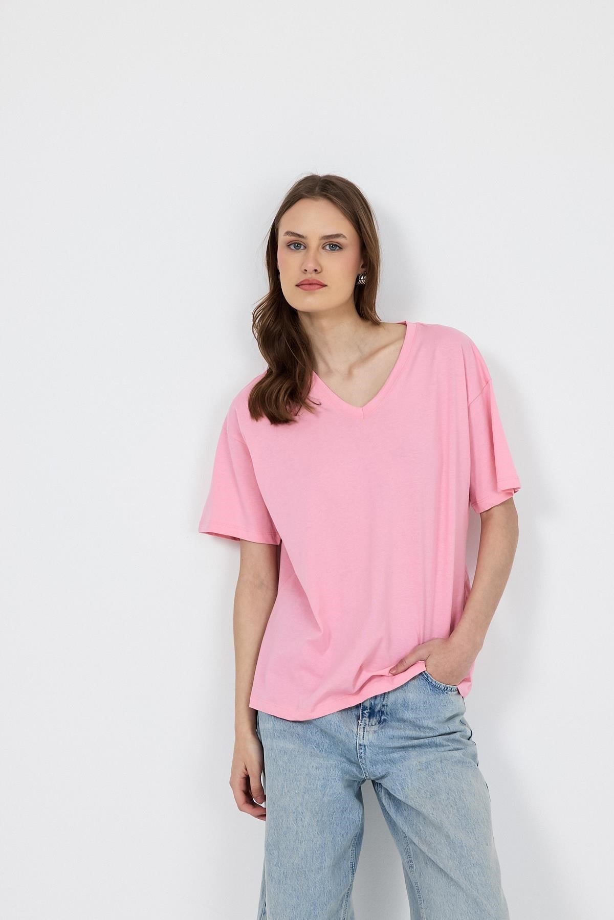 Pembe V Yaka %100 Pamuk Comfort Fit Tişört 2143M