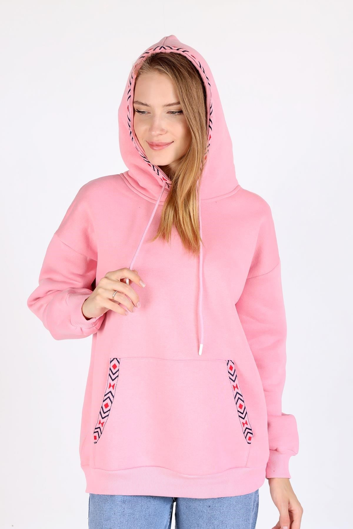 Pembe Yaka Cep Nakışlı Kapüşonlu Sweat 9141M