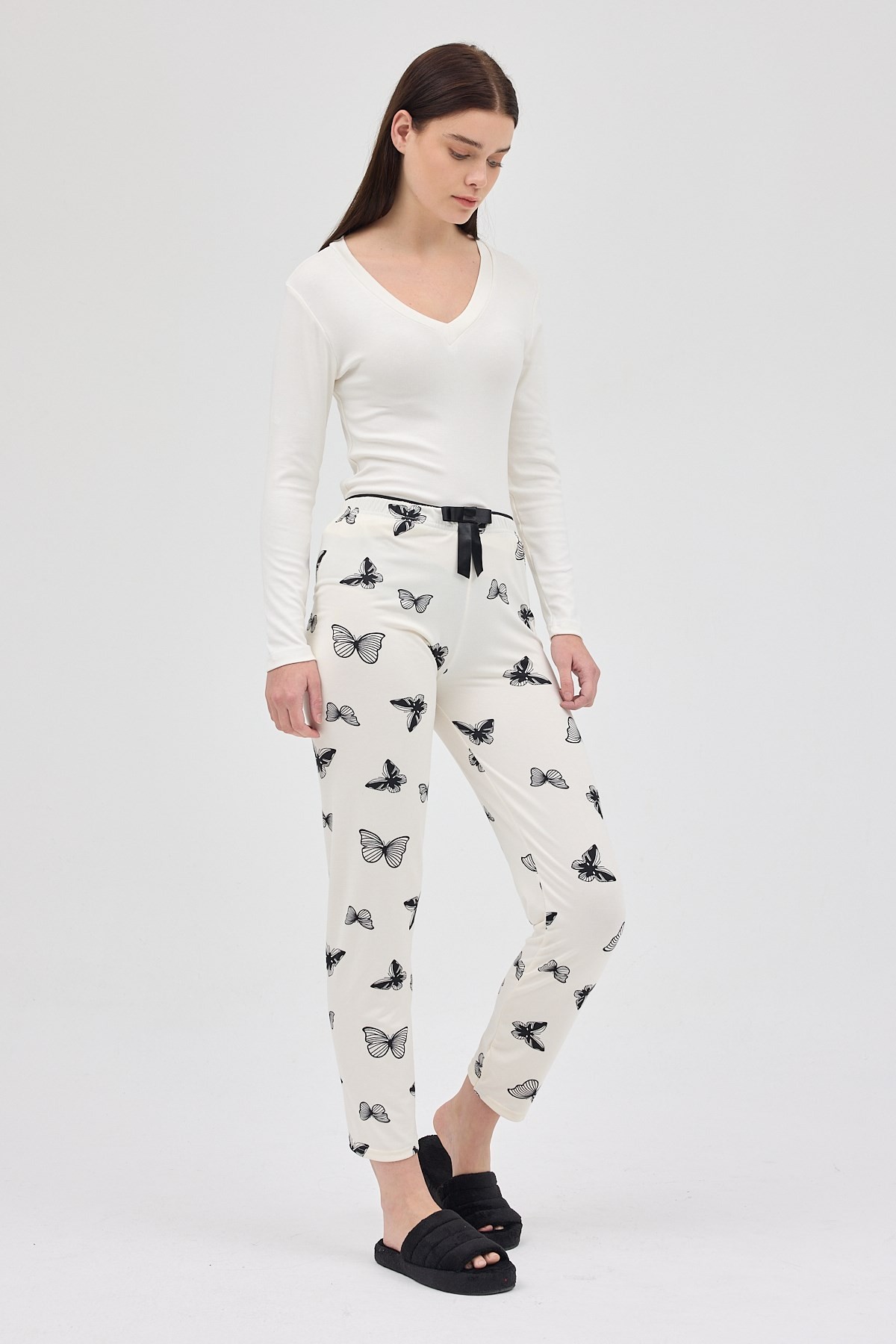 Pijama-Beyaz Desenli Kadın Pijama 4541-rulem