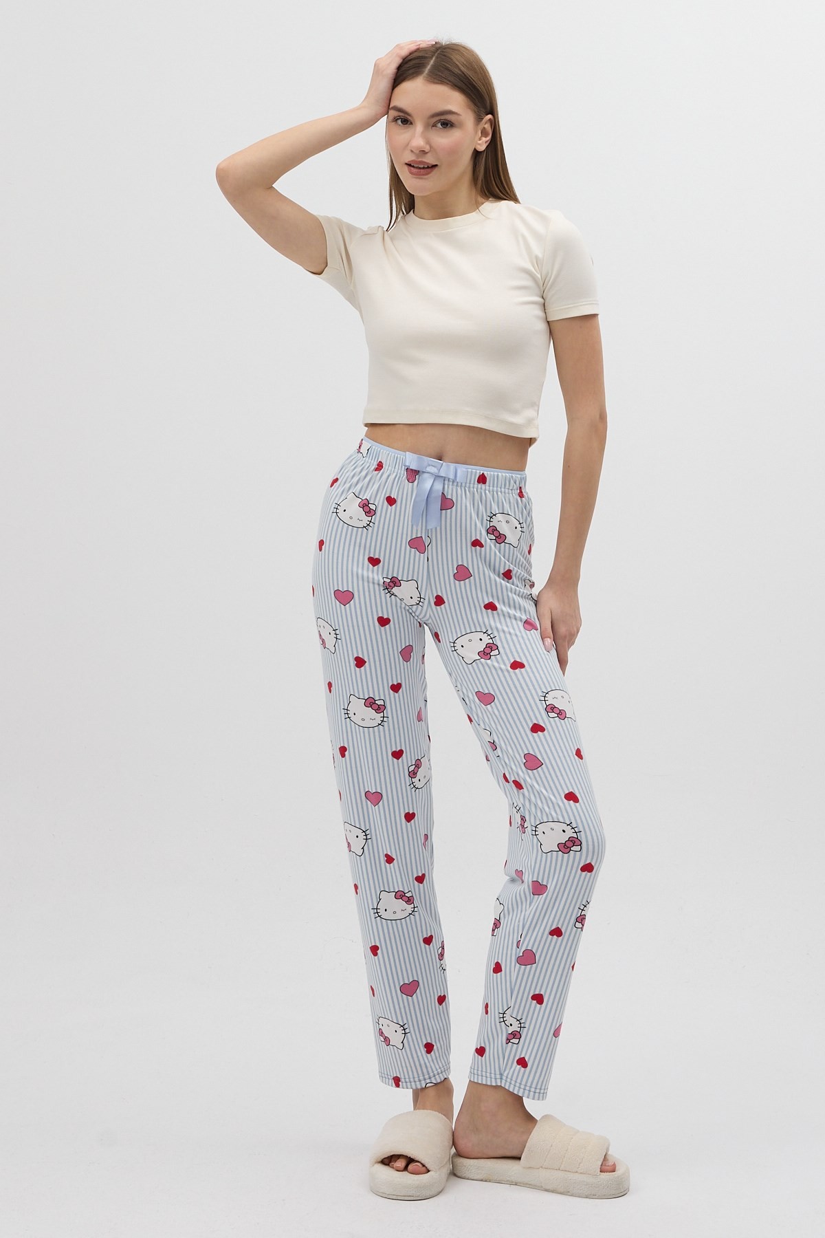 Pijama-Çizgili Kalp Desenli Beli Bağcıklı Kadın Pijama Altı 4529-rulem
