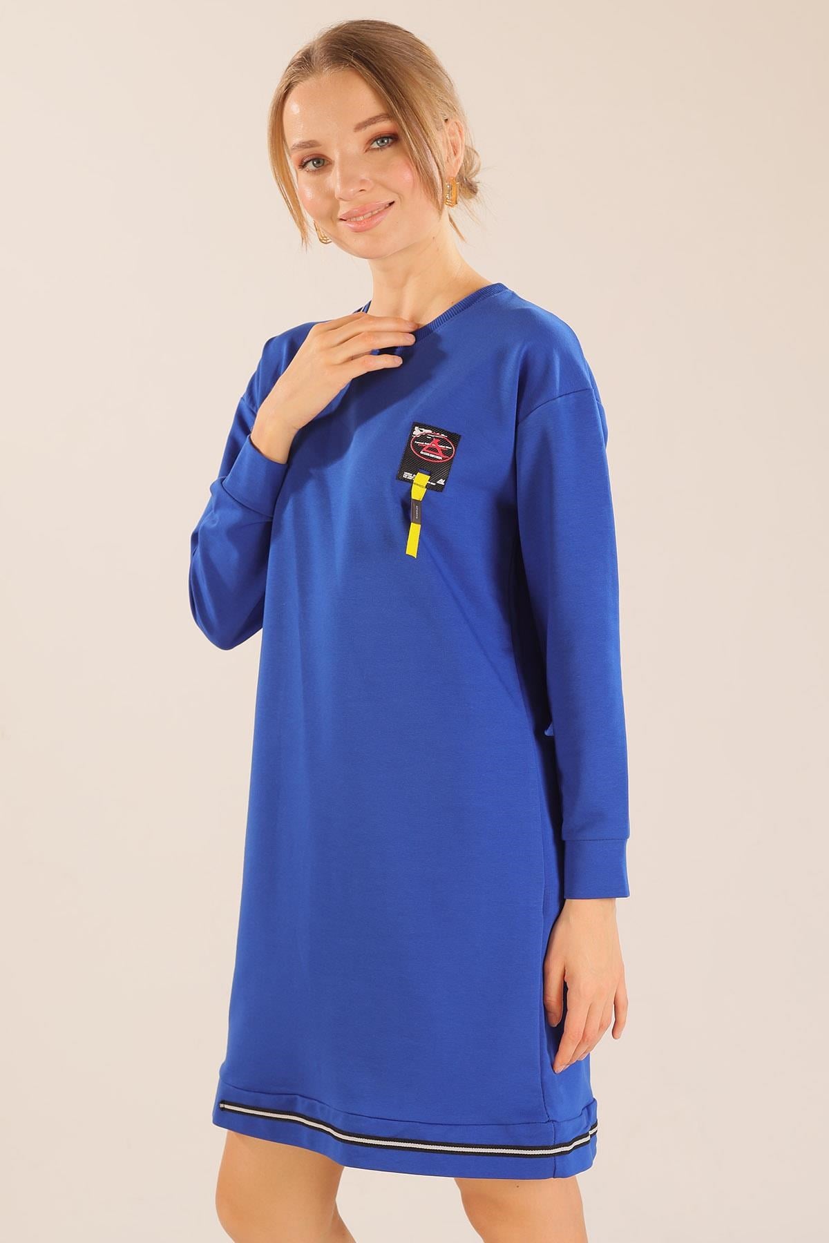 Saks Yaka Şerit Arma Detay Sweat 2684