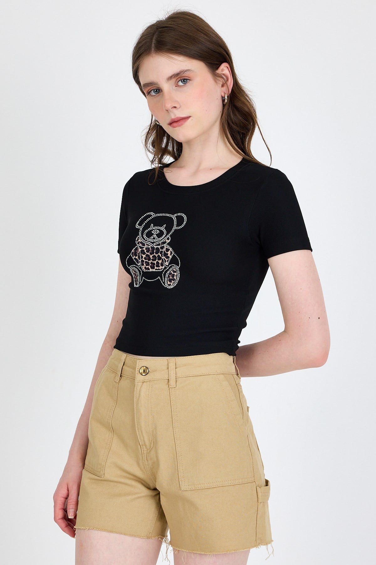 Siyah Ayıcık Baskılı Leopar Detaylı Slim Fit Crop Tişört 0549