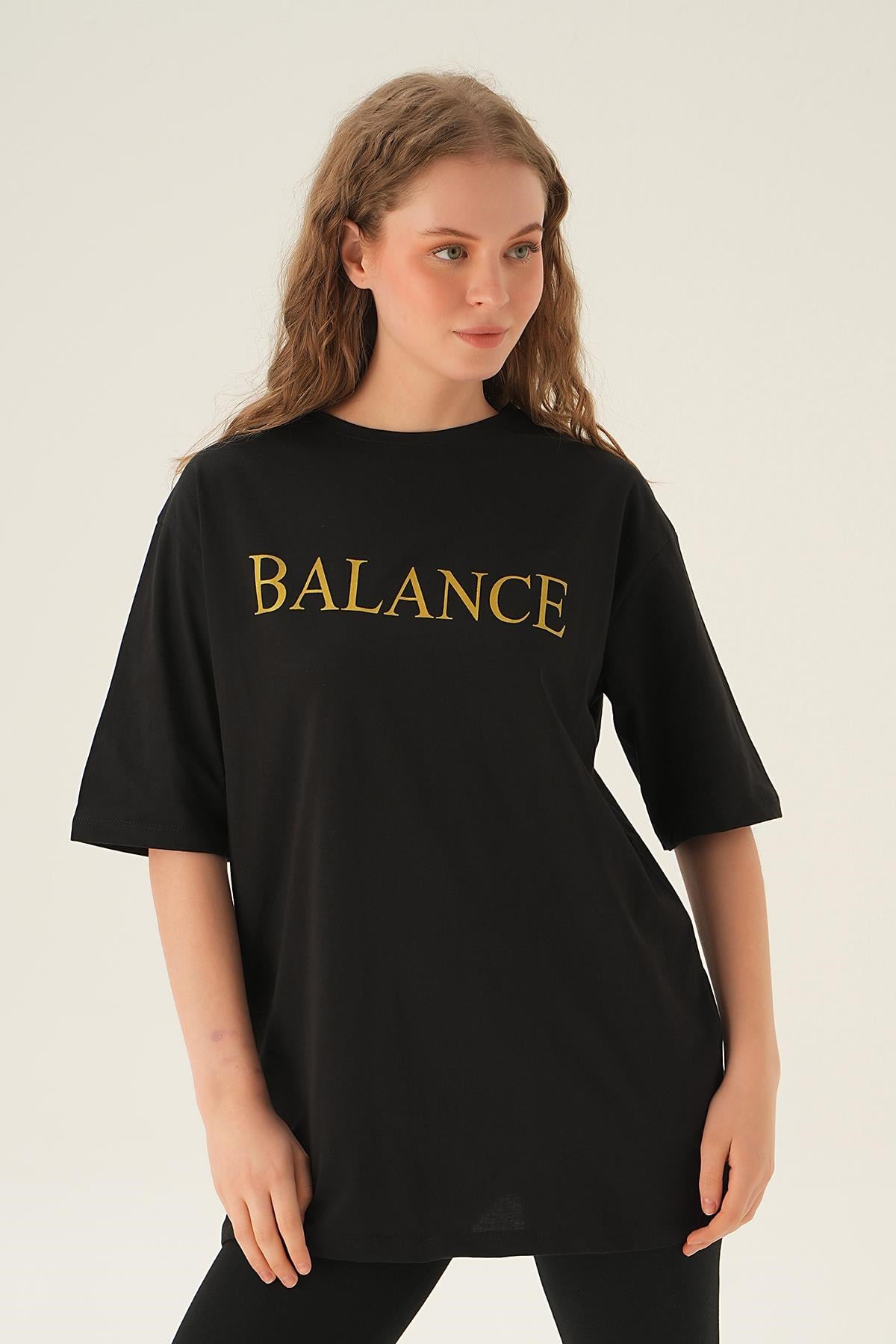 Siyah Balance Baskı Oversize Tişört 1697