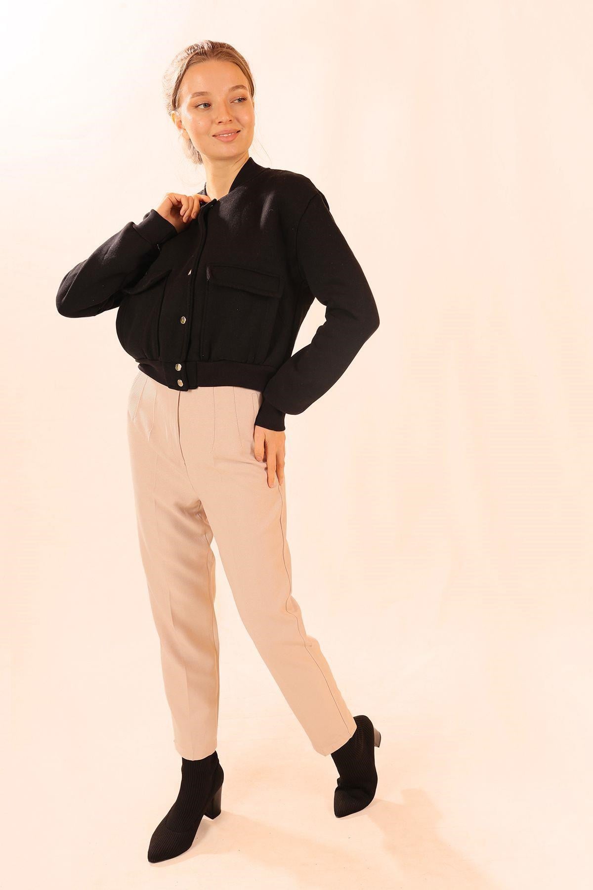 Siyah Çift Cepli Çıtçıtlı Kısa Sweat 1785