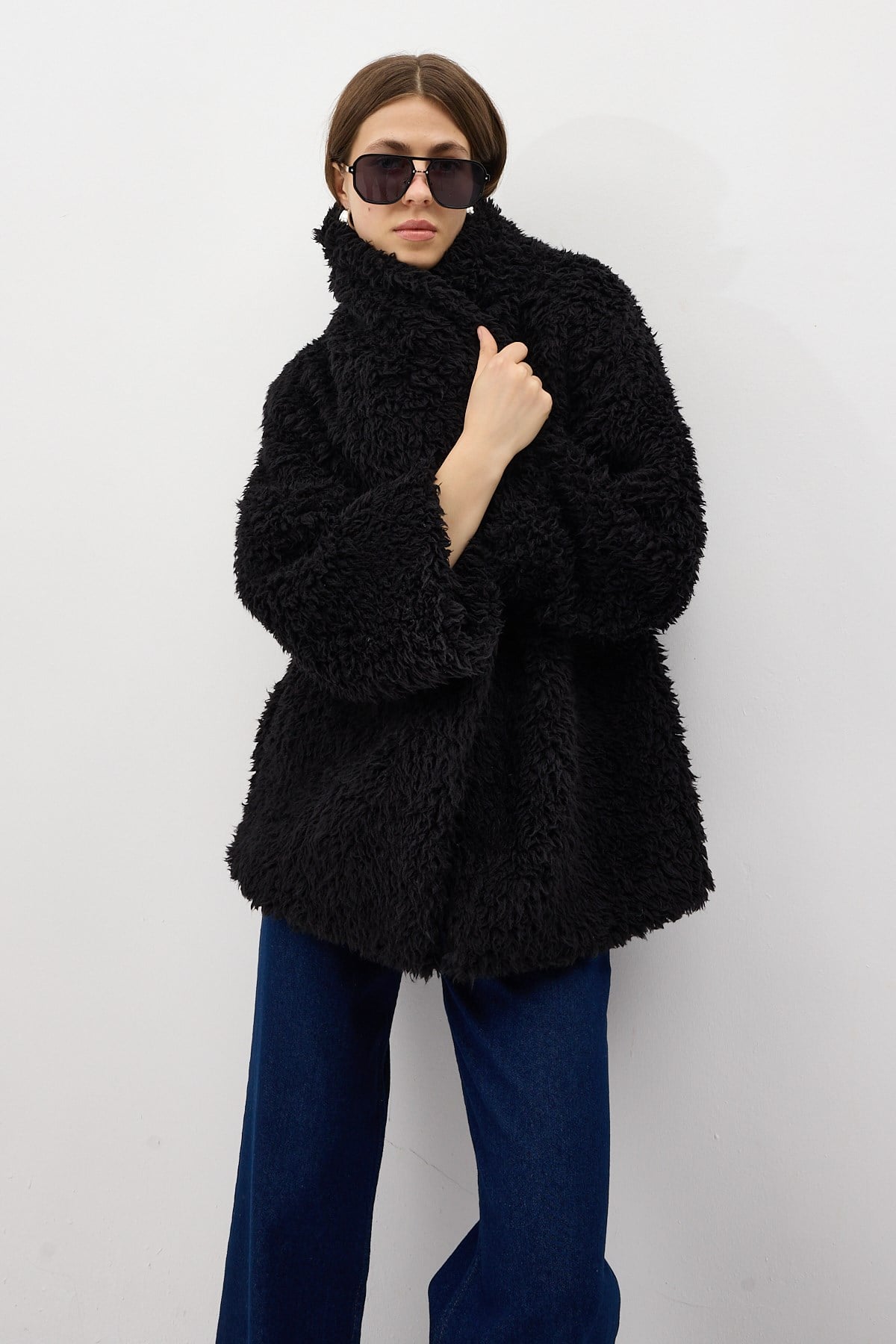 Siyah Çıt Çıtlı Peluş Kadın Kaban 8471