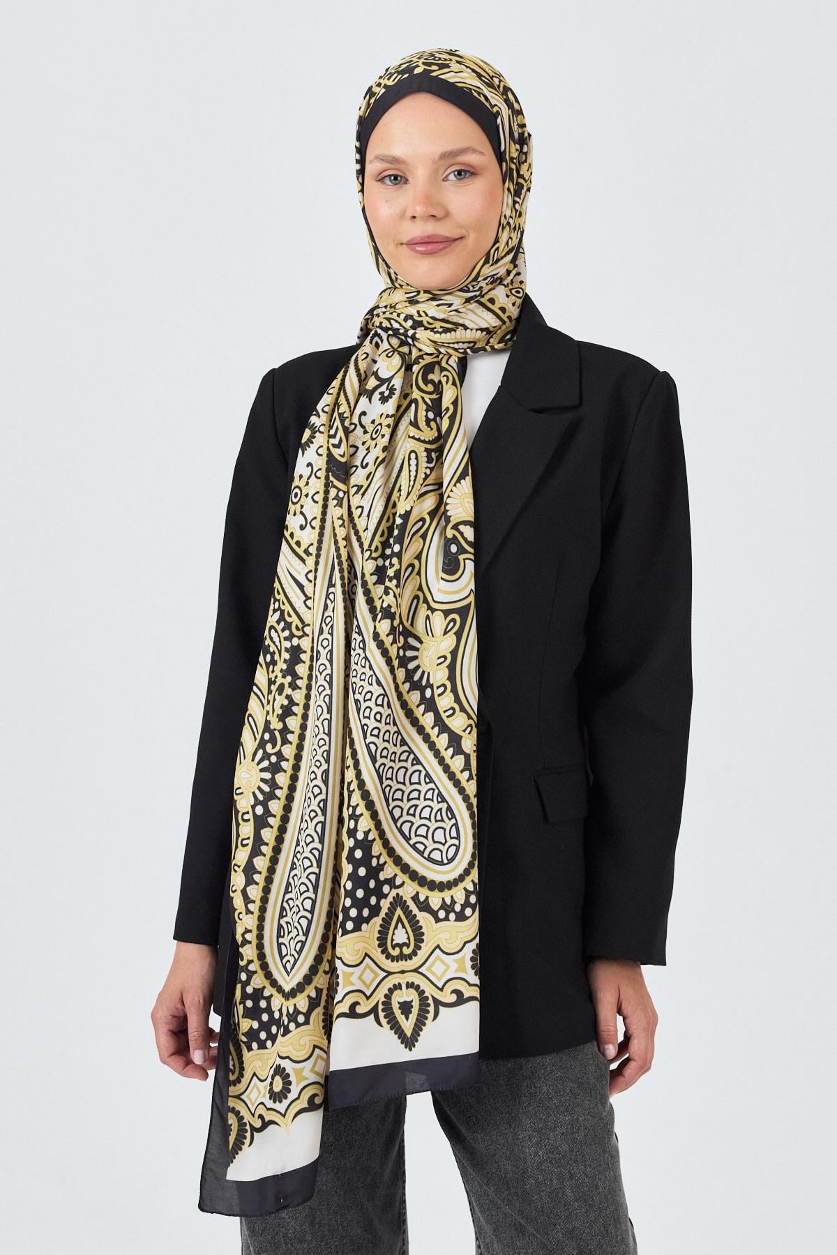 Siyah-Gold Retro Desenli Şal 5684