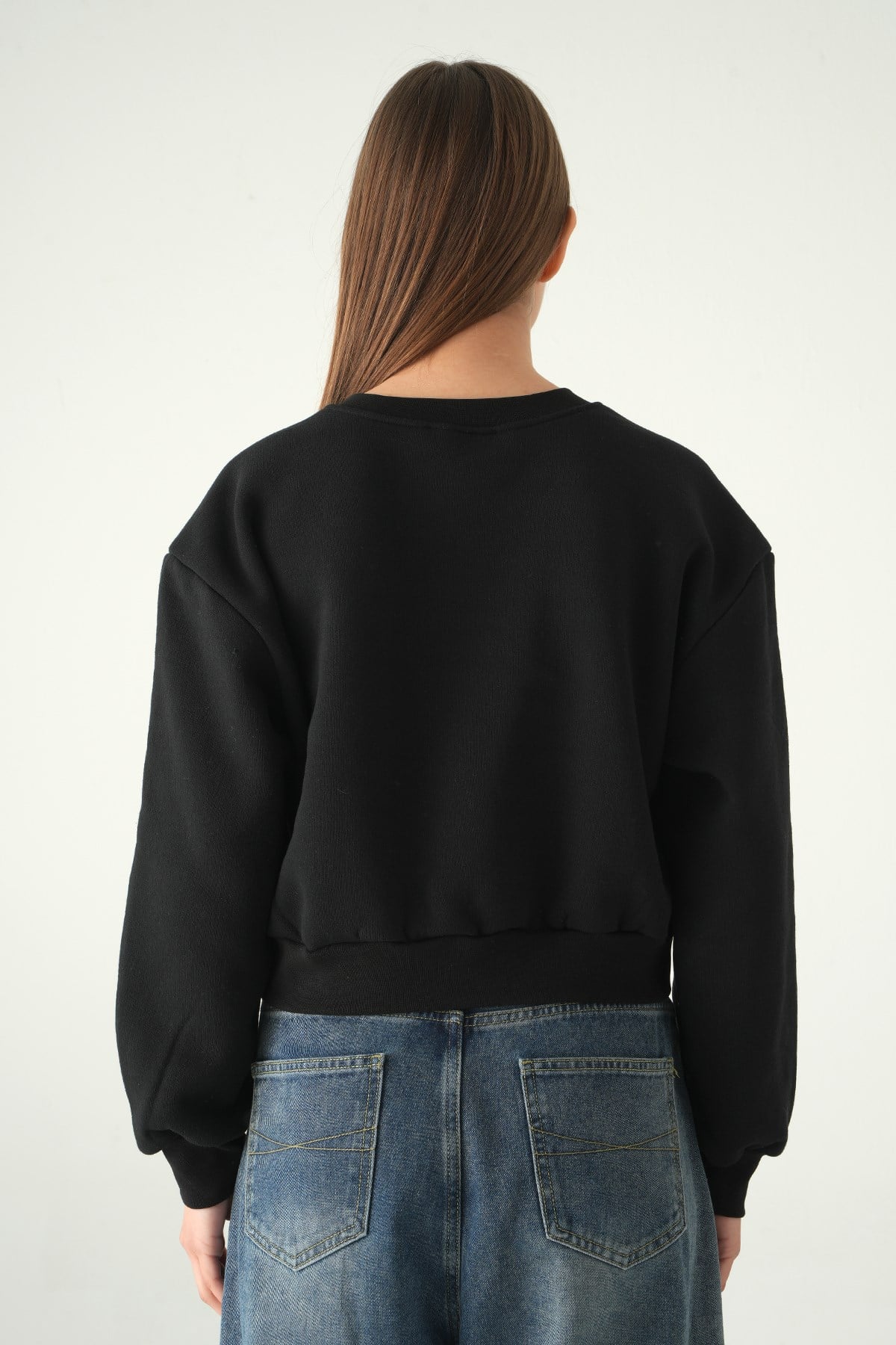 Siyah Kadın Crop Bisiklet Yaka Sweatshirt 9210M