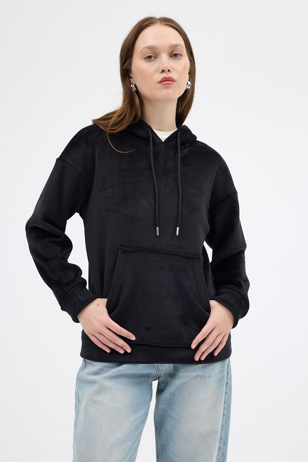 Siyah Kadın Peluş Kanguru Cepli Kapüşonlu Sweatshirt 3061A