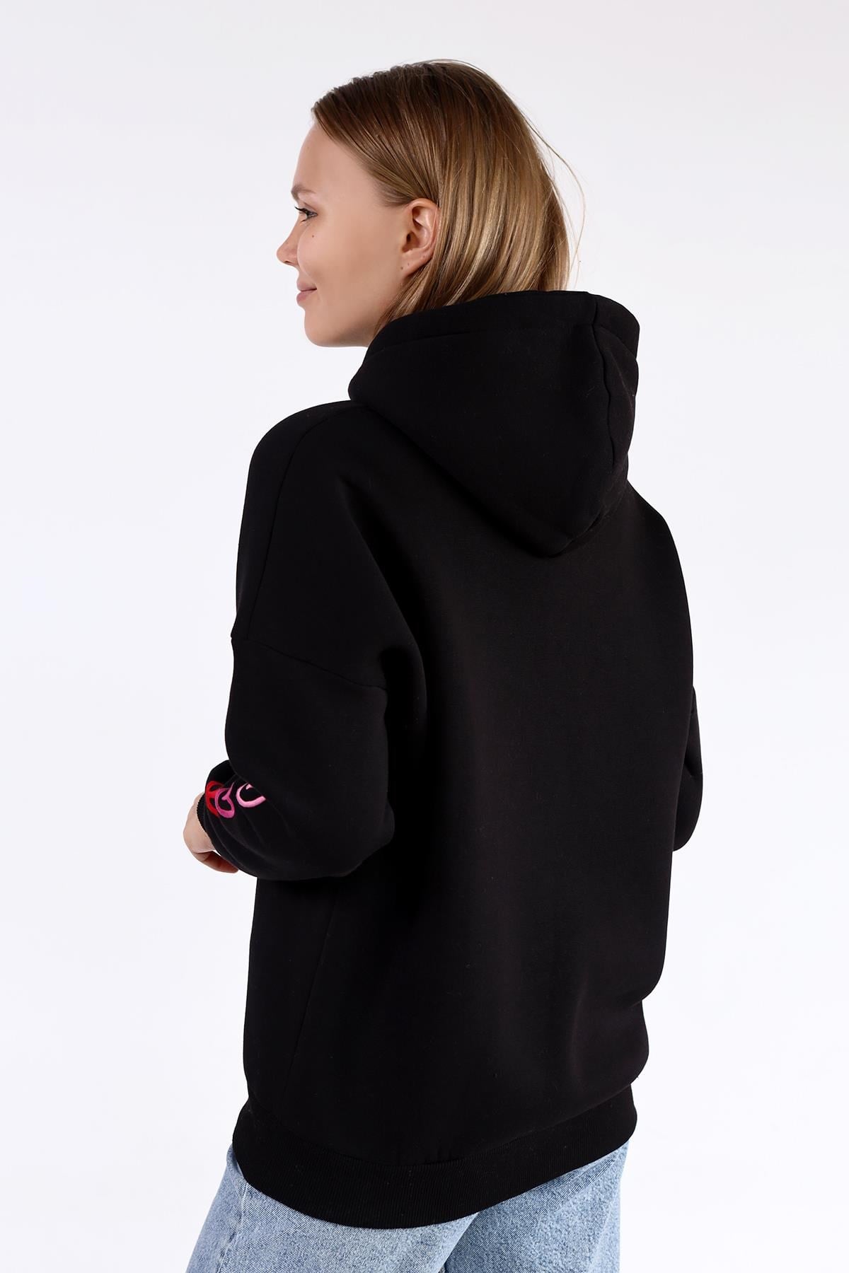 Siyah Kalp Nakışlı Sweat 9154M