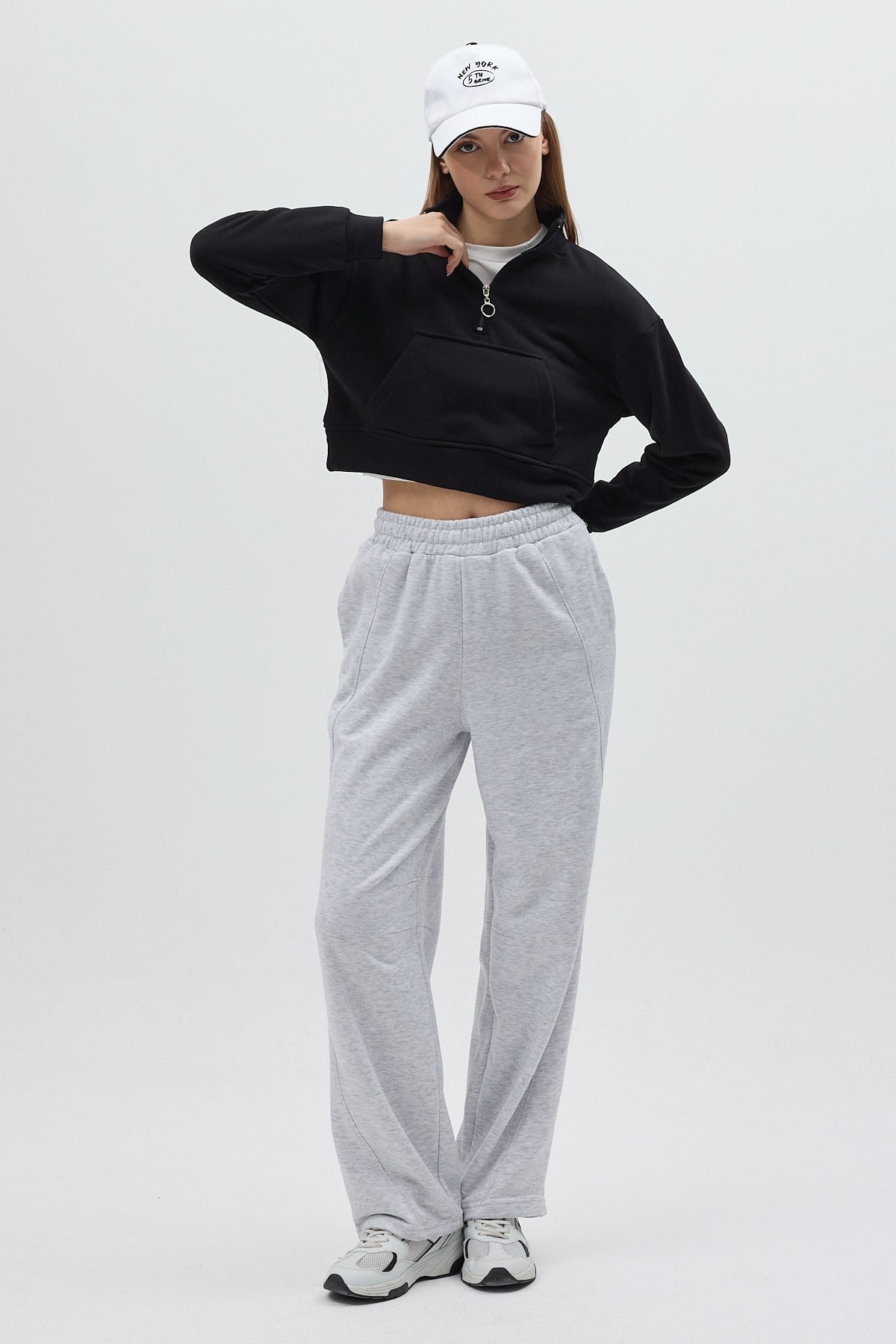 Siyah Kapüşonlu Fermuarlı Cepli Pamuklu Kadın Sweatshirt 3115A