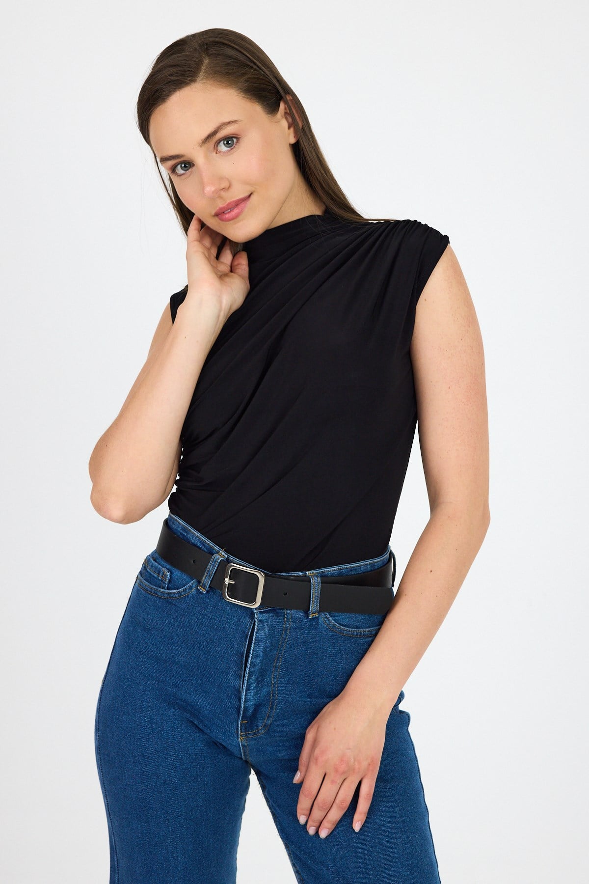 Siyah Kolsuz Büzgülü Sandy Bluz 2430
