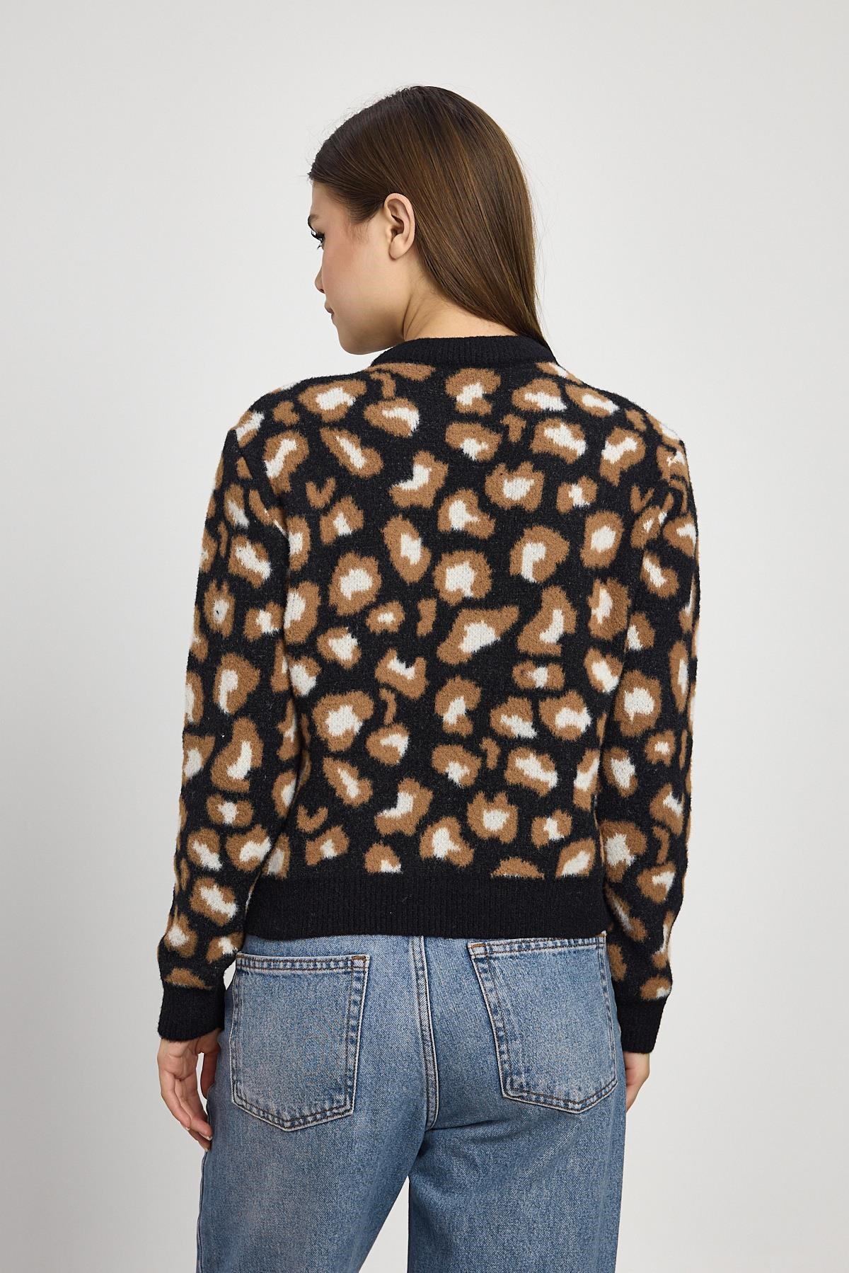 Siyah Leopar Detay Triko Hırka 24367