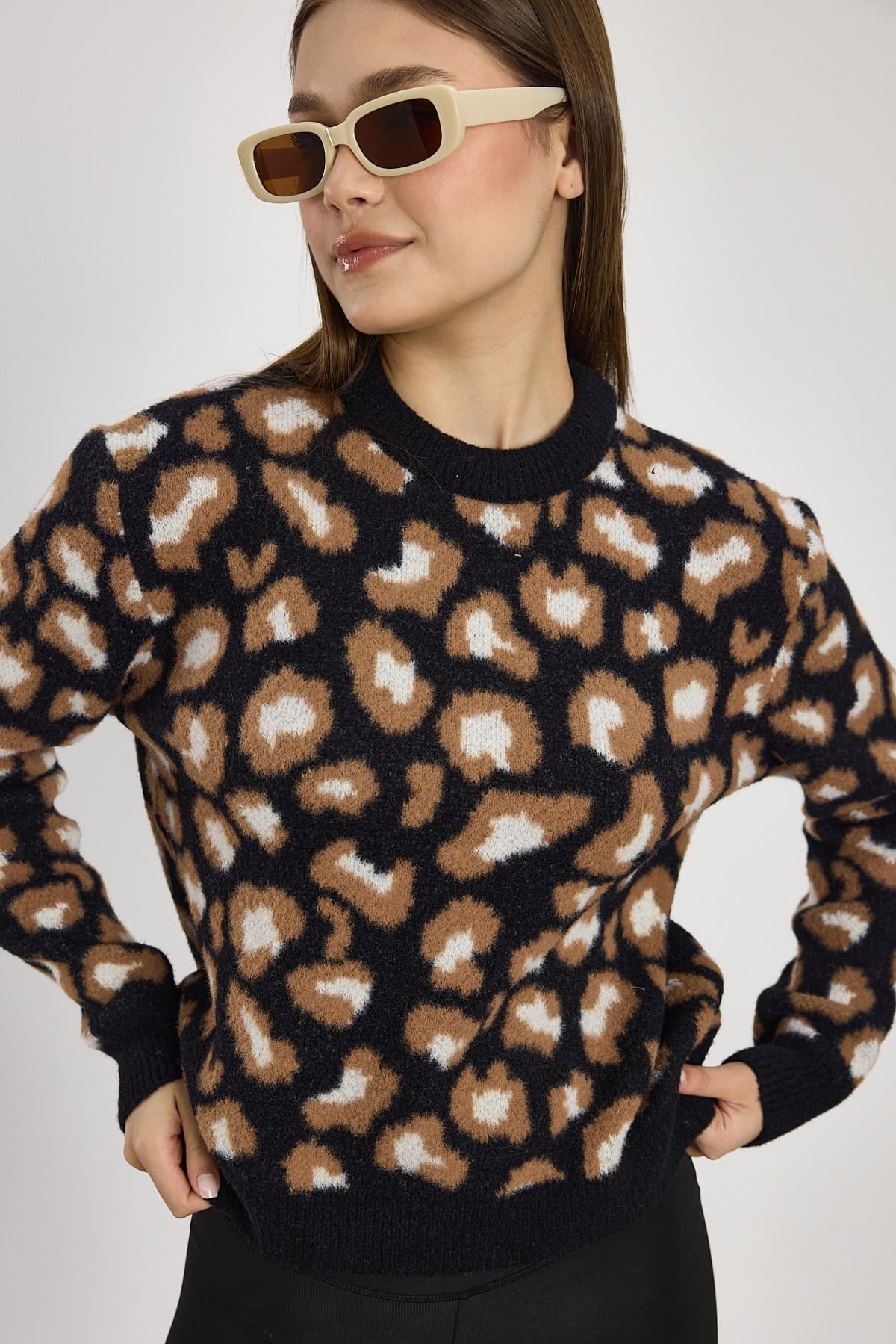 Siyah Leopar Detay Triko Kazak 24342