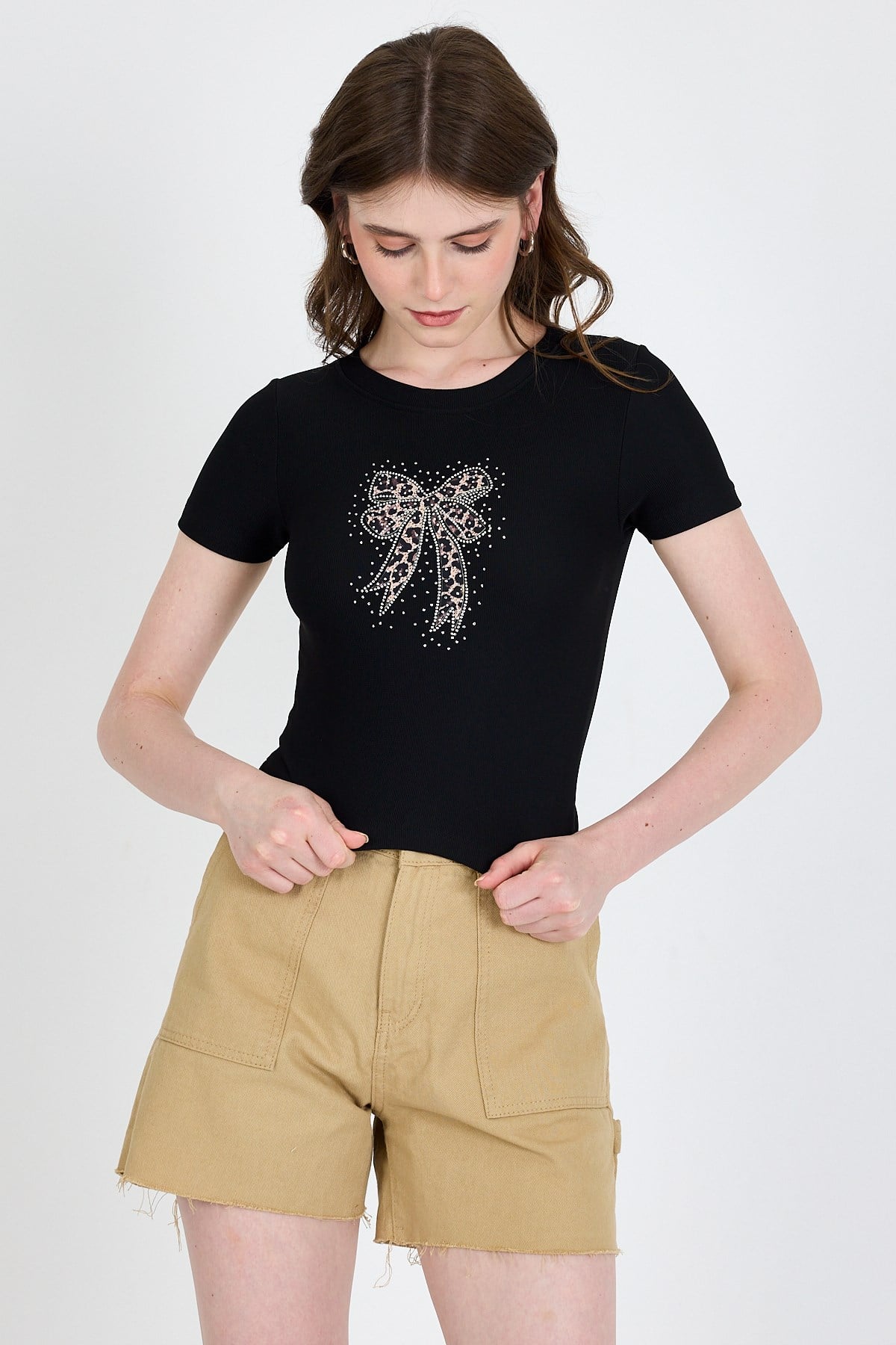Siyah Leopar Fiyonk Baskılı Taş Detaylı Slim Fit Crop Tişört 0549-1