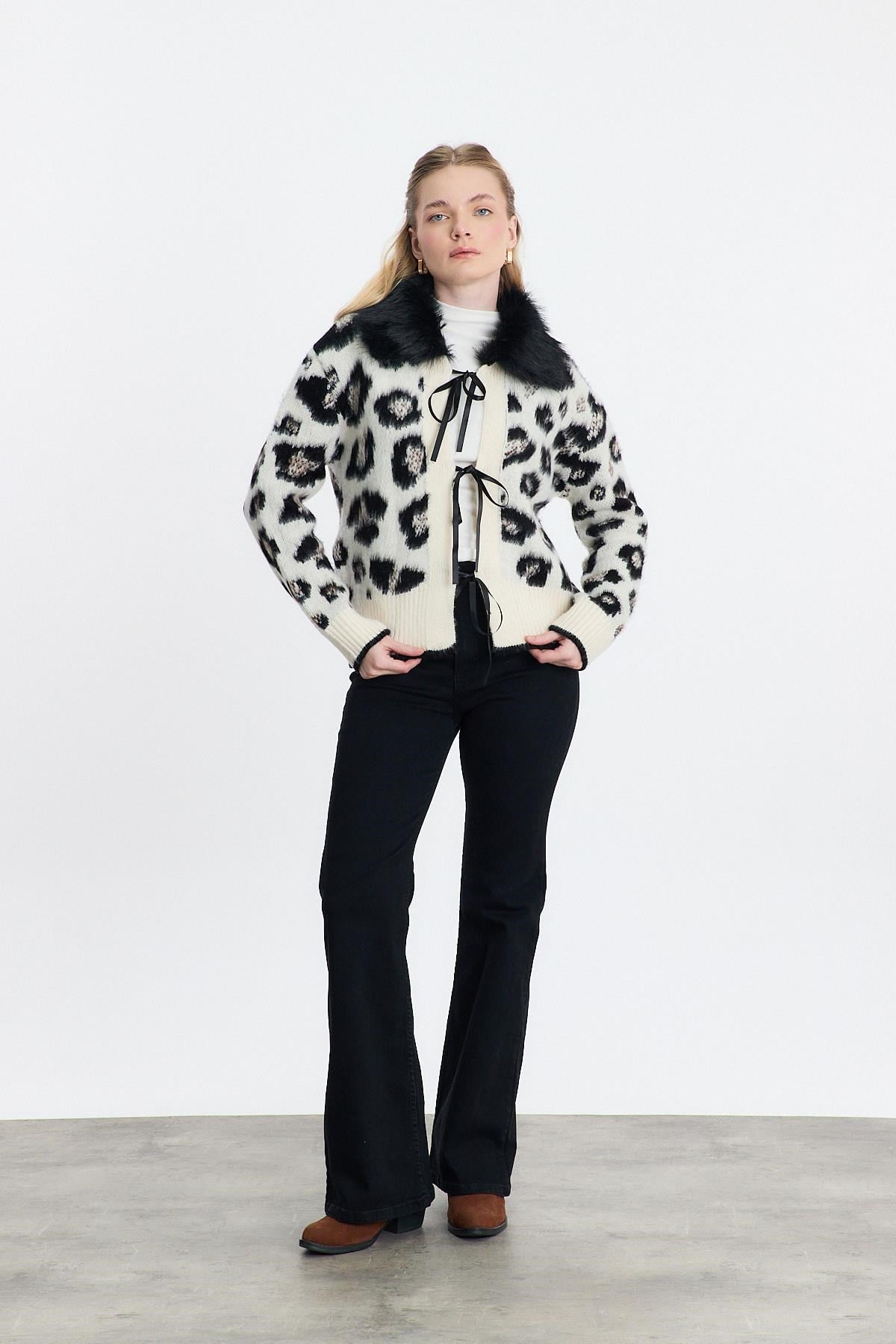 Siyah Leopar Kürklü Leopar Hırka 22289