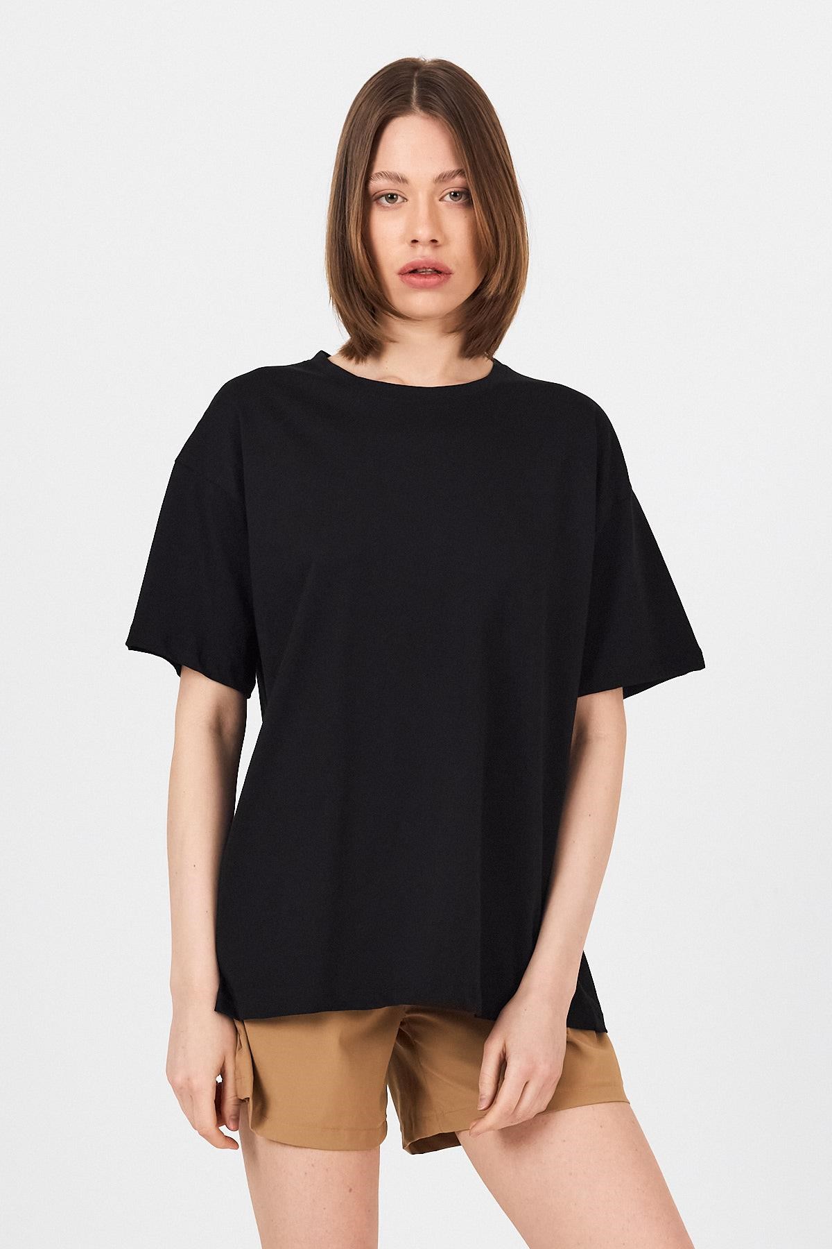 Siyah Omuz Yazı Baskılı %100 Pamuk Oversize Tişört 2150-30M