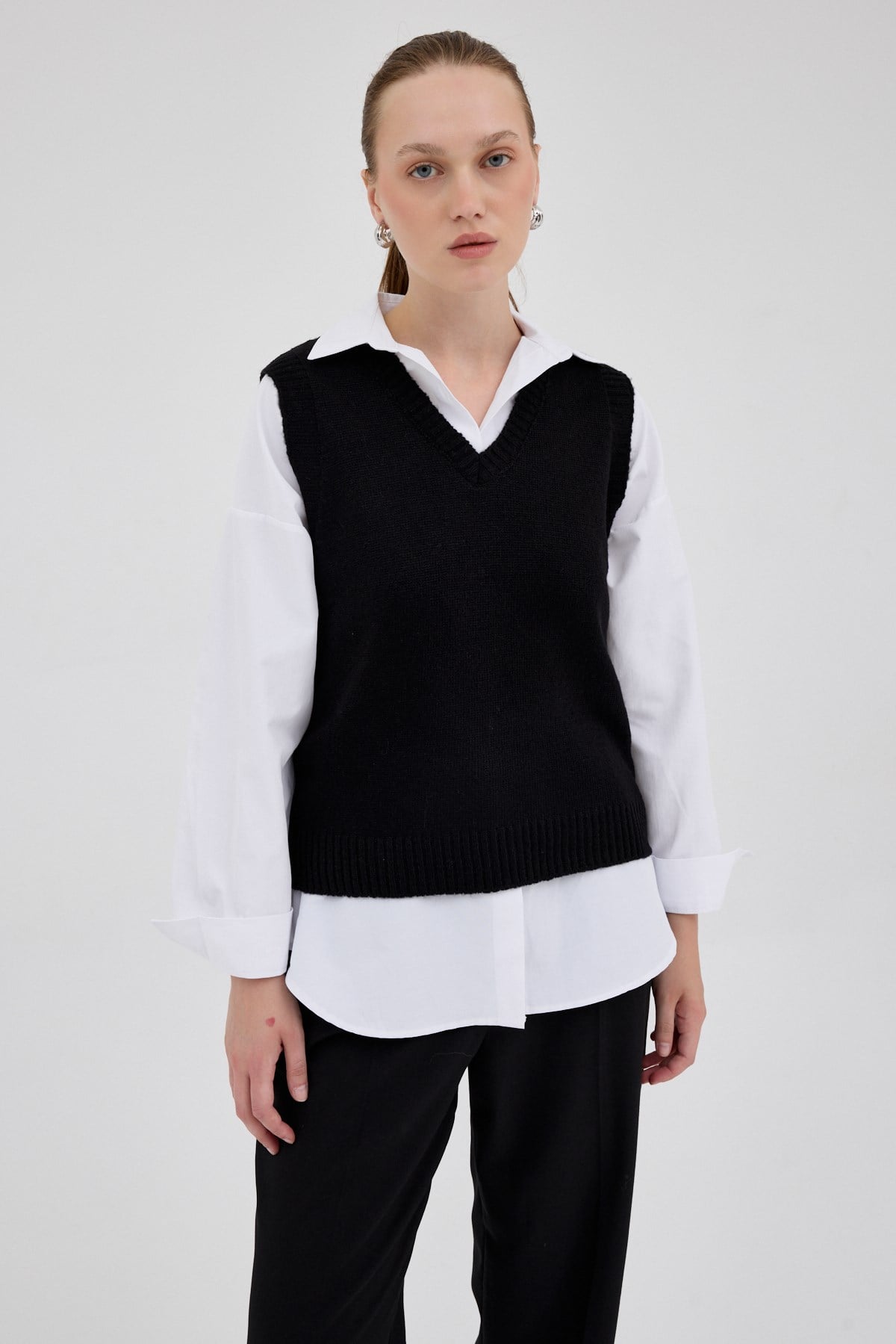 Siyah Oversize V Yaka Kadın Süveter 2292