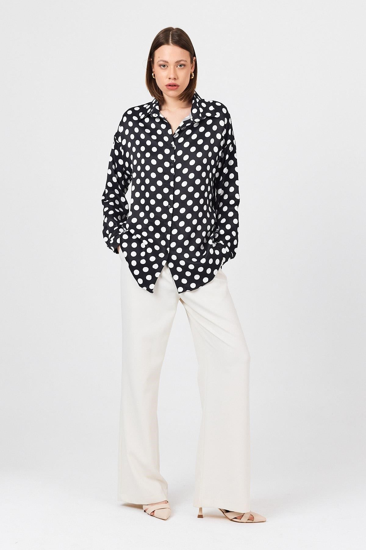 Siyah Puantiye Desen Oversize Saten Gömlek 9411
