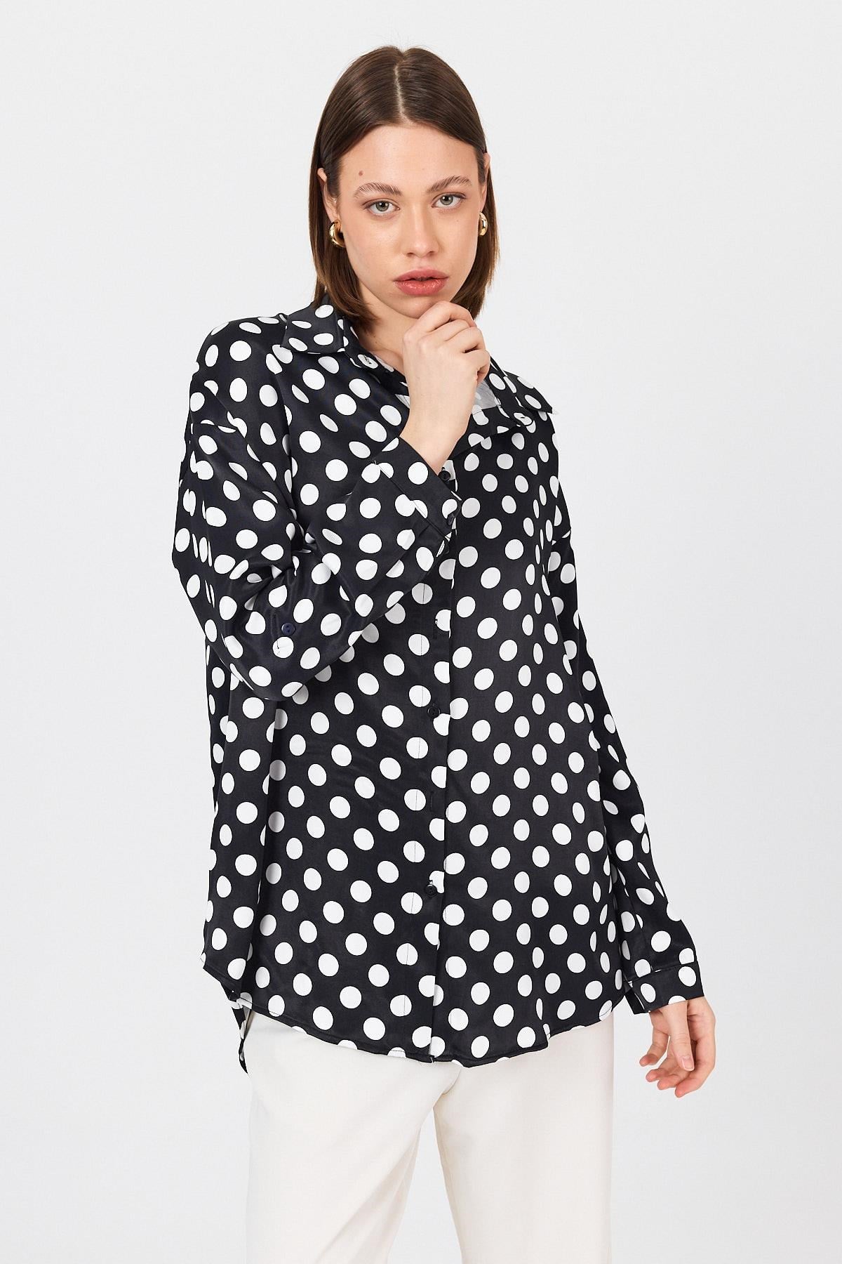 Siyah Puantiye Desen Oversize Saten Gömlek 9411