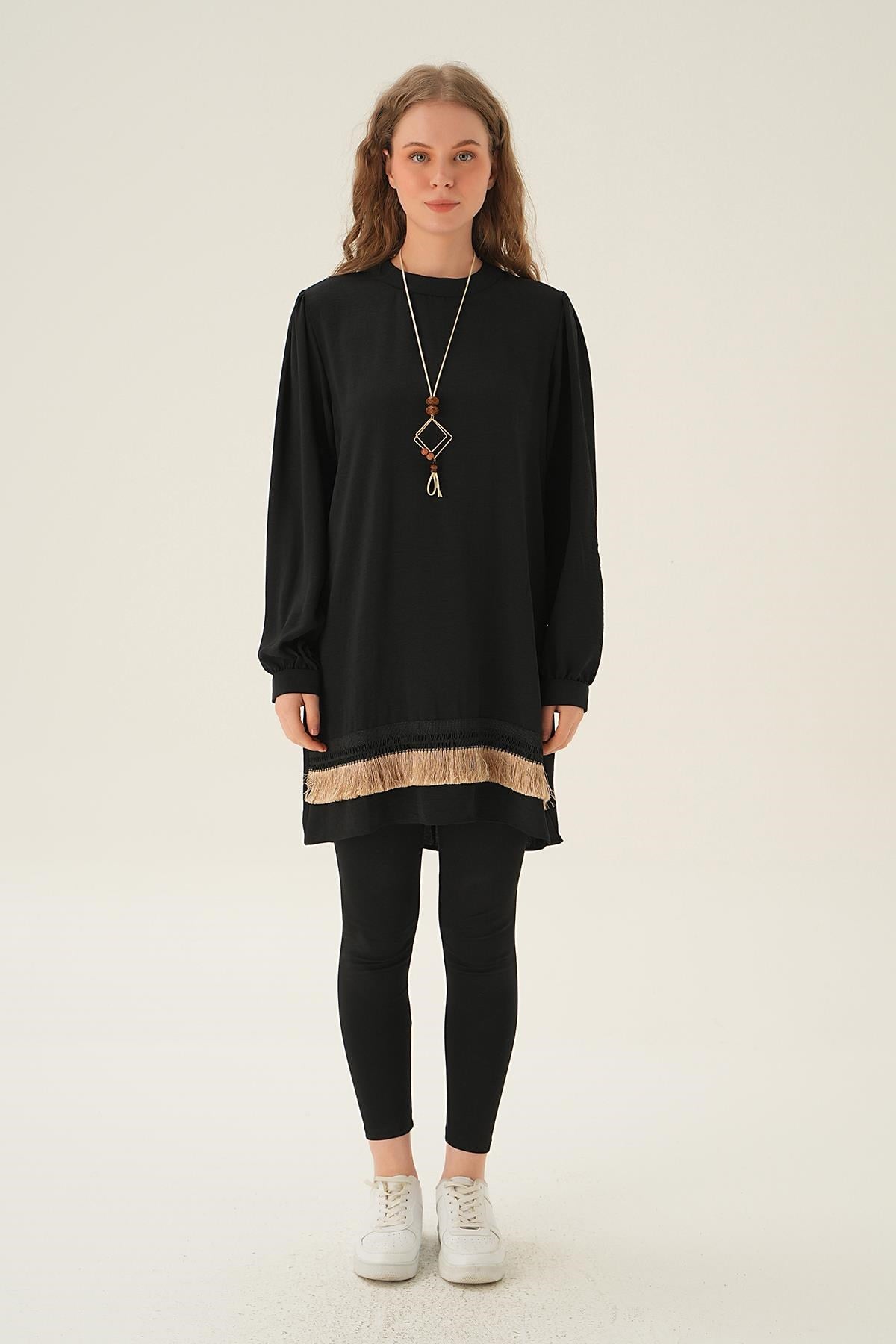 Siyah Püsküllü Tunik 25054