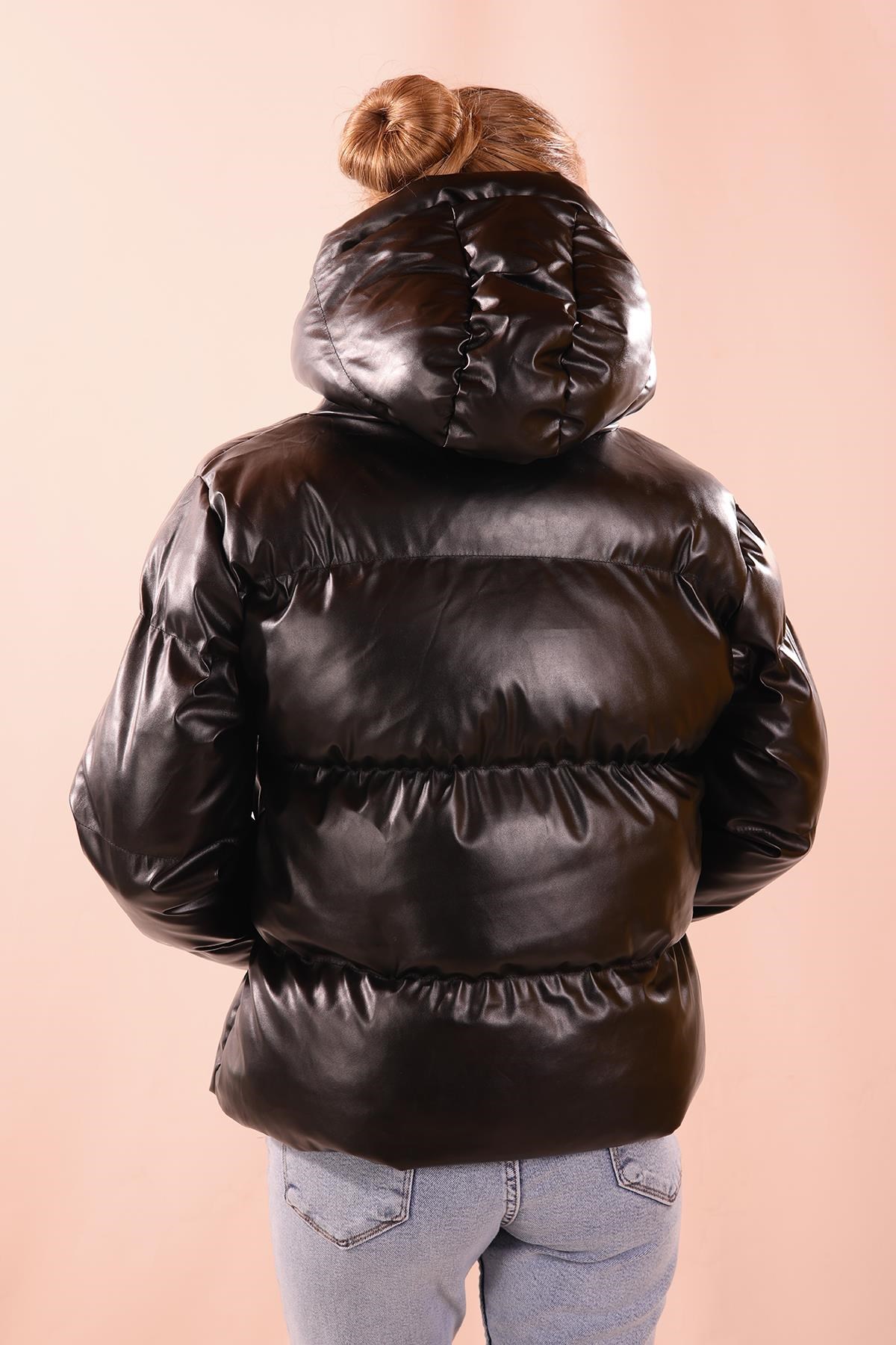 Siyah Şişme Mont 038