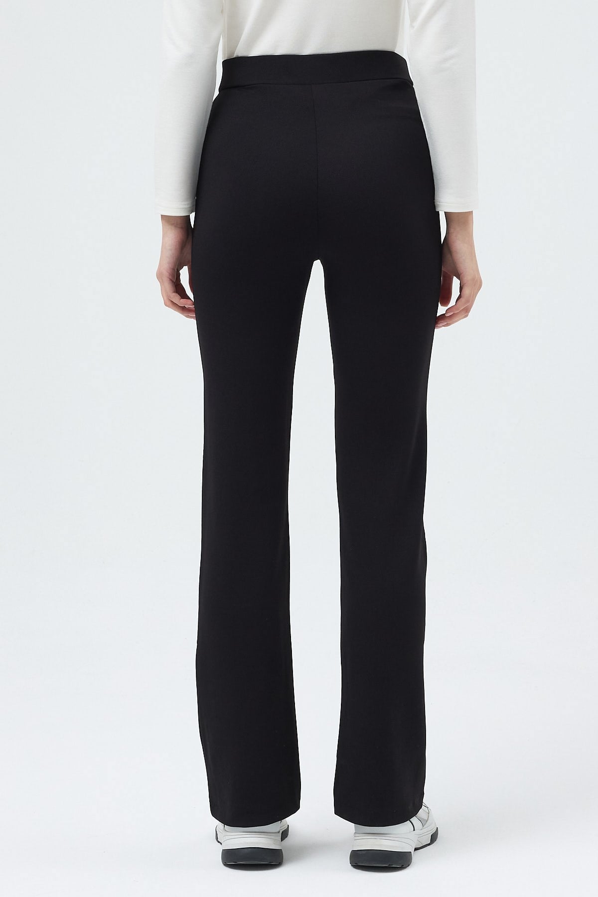 Siyah Straight/Düz Kesim Yüksek Bel Nervür Dikişli Örme Pantolon TCR-6873A