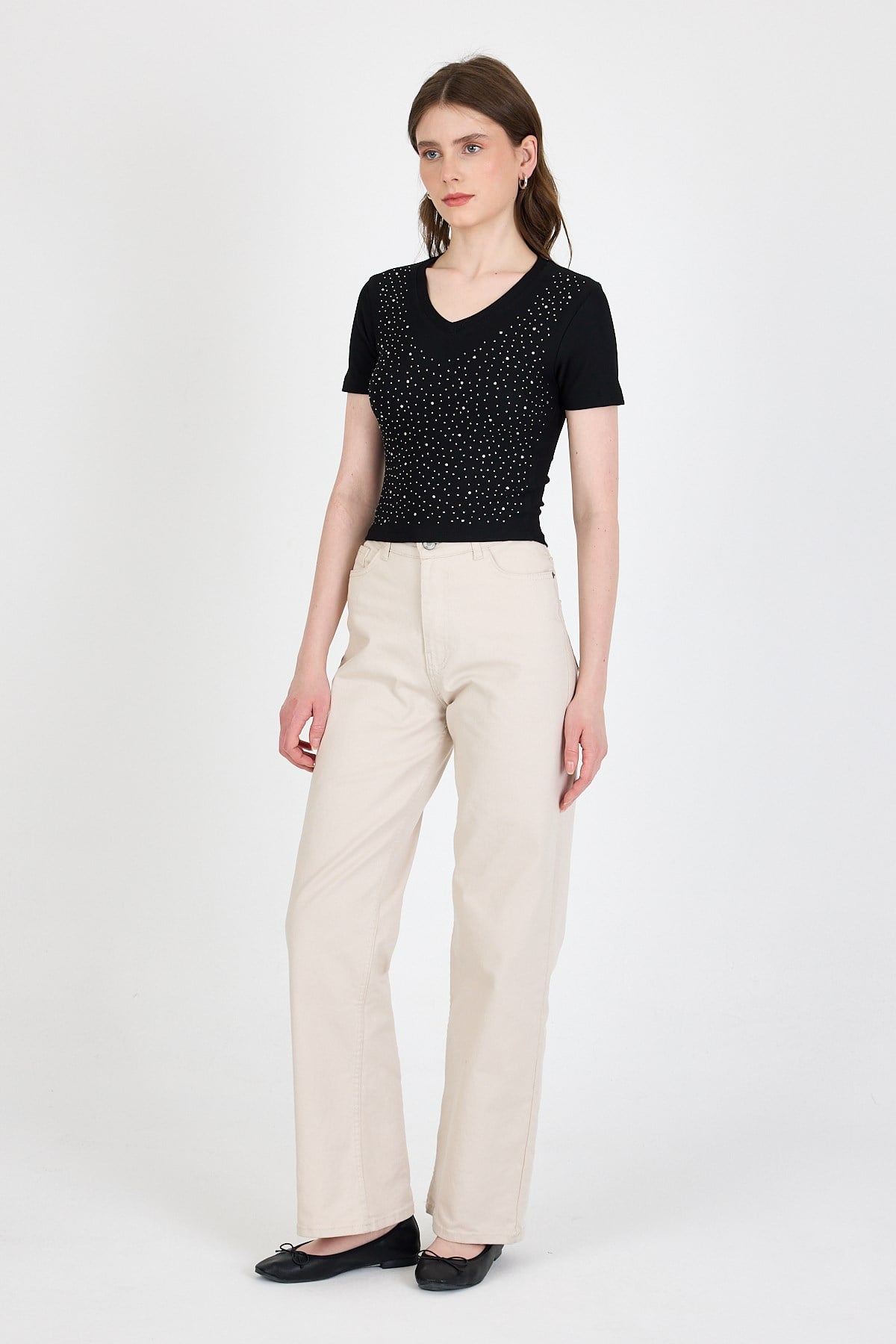 Siyah Taş İşleme Detaylı V Yaka Slim Fit Tişört 0949
