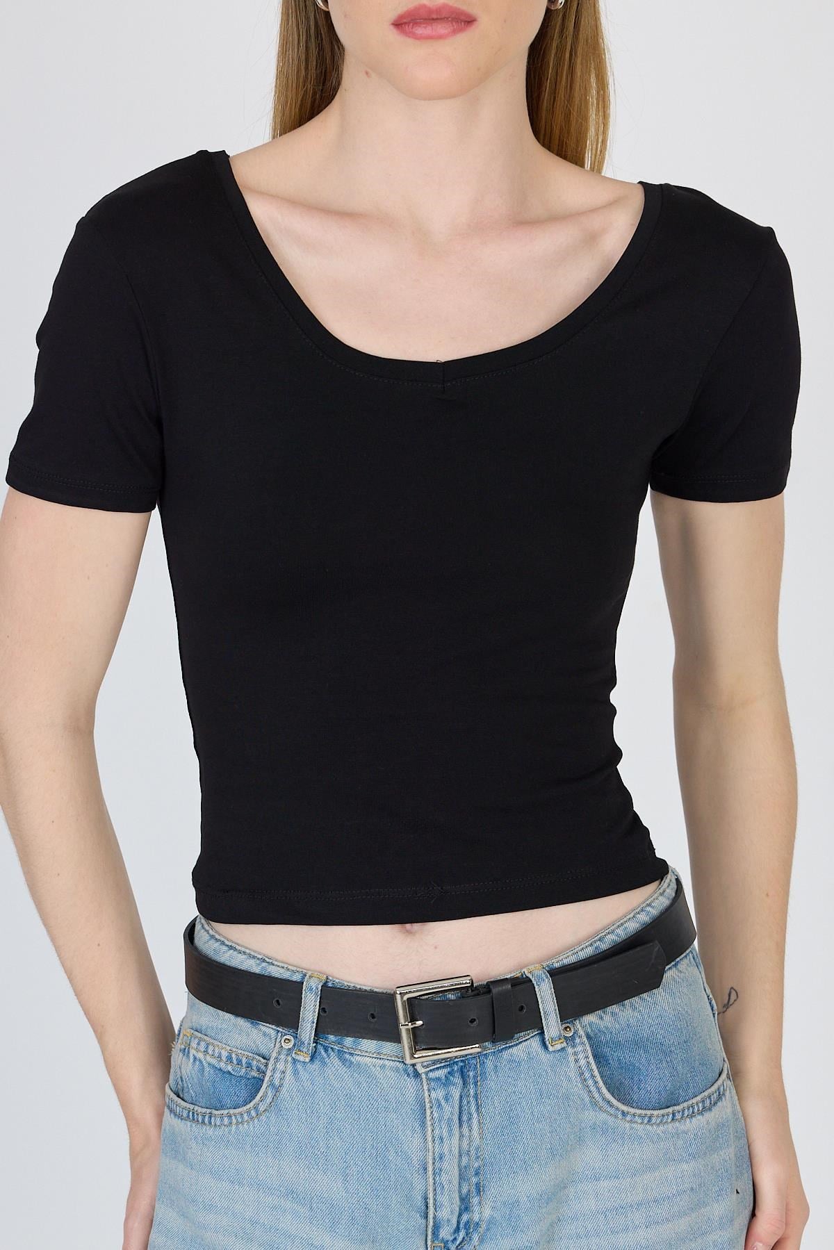 Siyah U Yaka Pamuklu Slim Fit Tişört 9186M